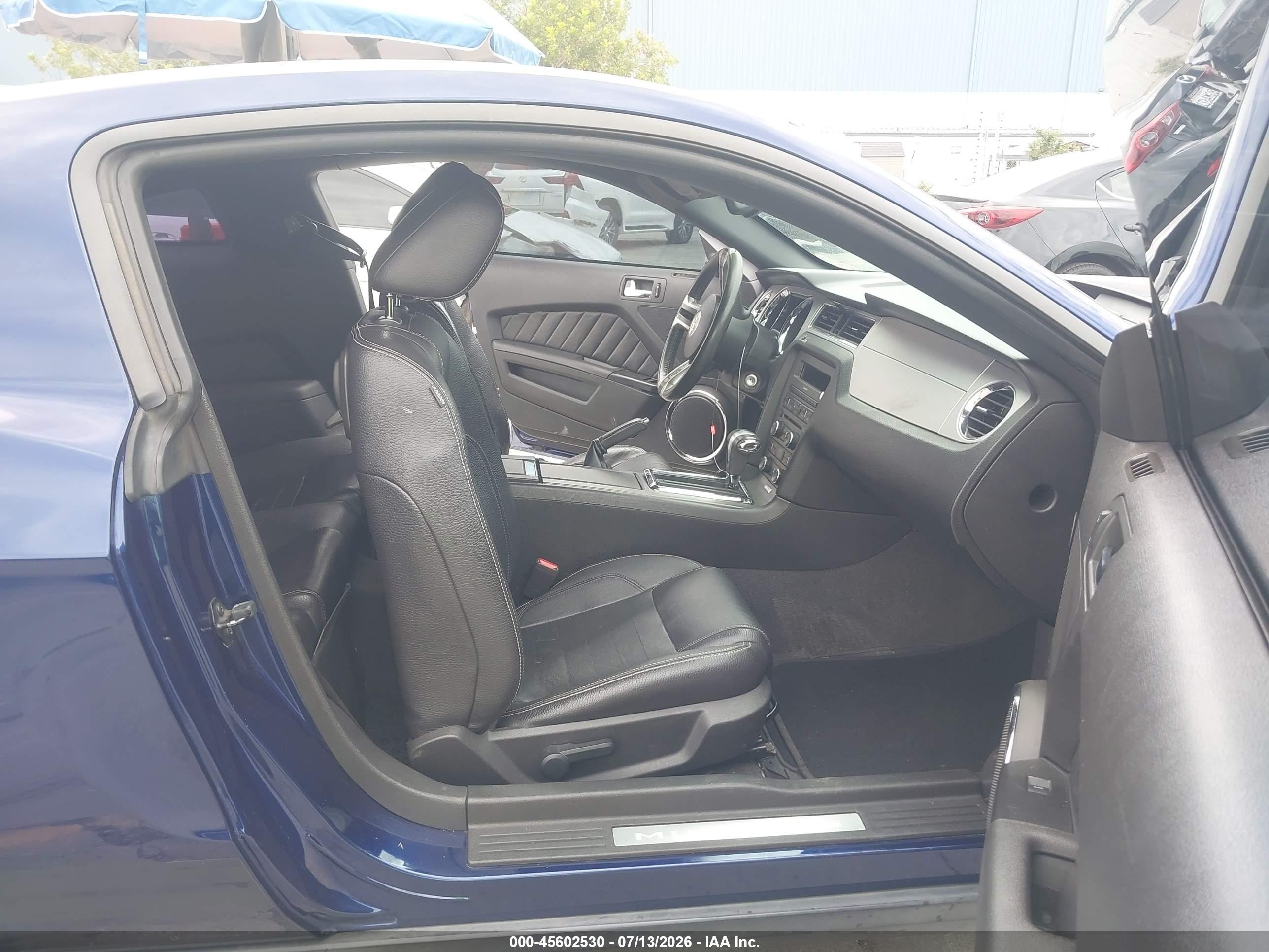 2012 Ford Mustang V6 Premium Blue vin: 1ZVBP8AM1C5210339
