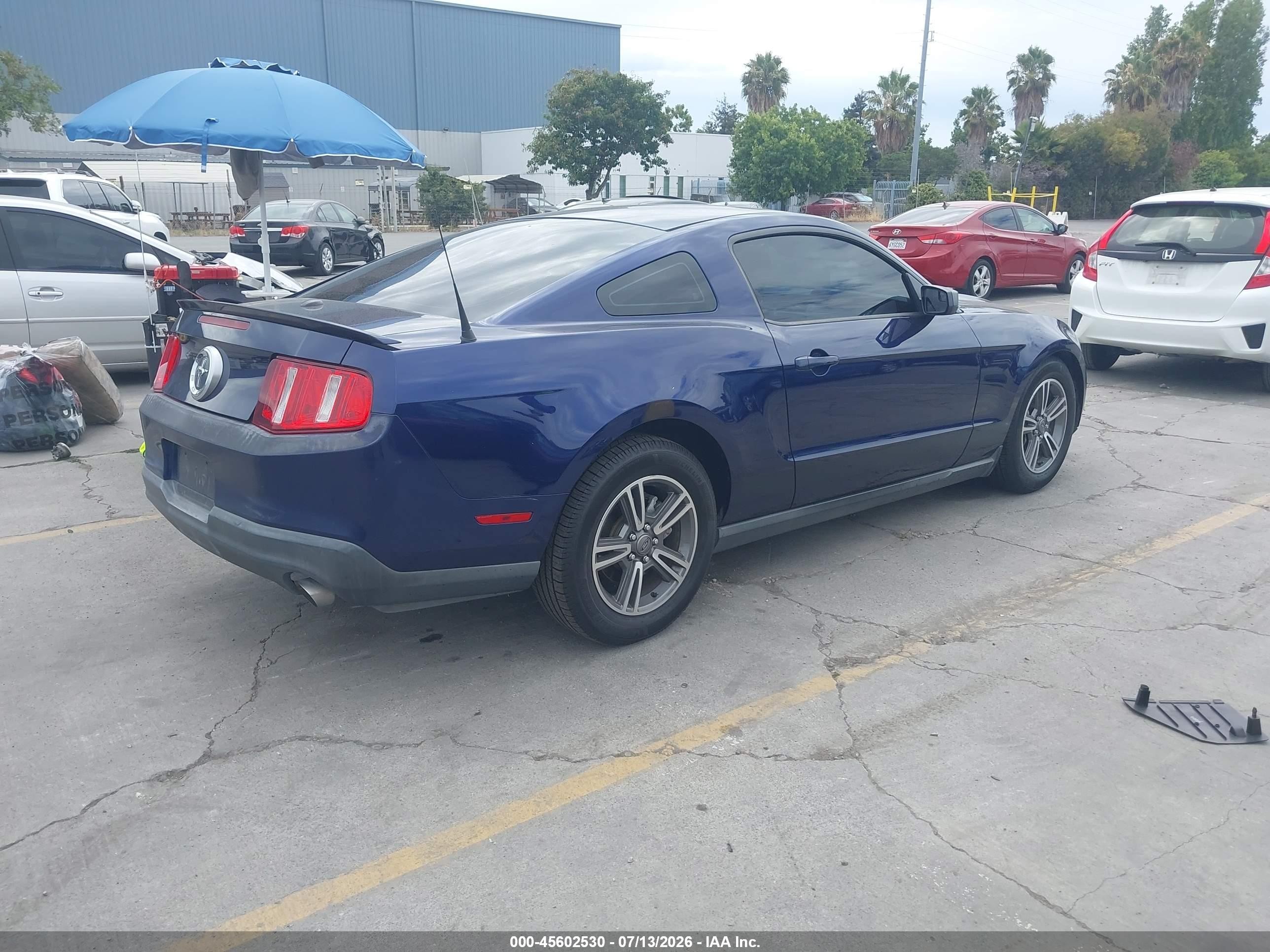 2012 Ford Mustang V6 Premium Blue vin: 1ZVBP8AM1C5210339