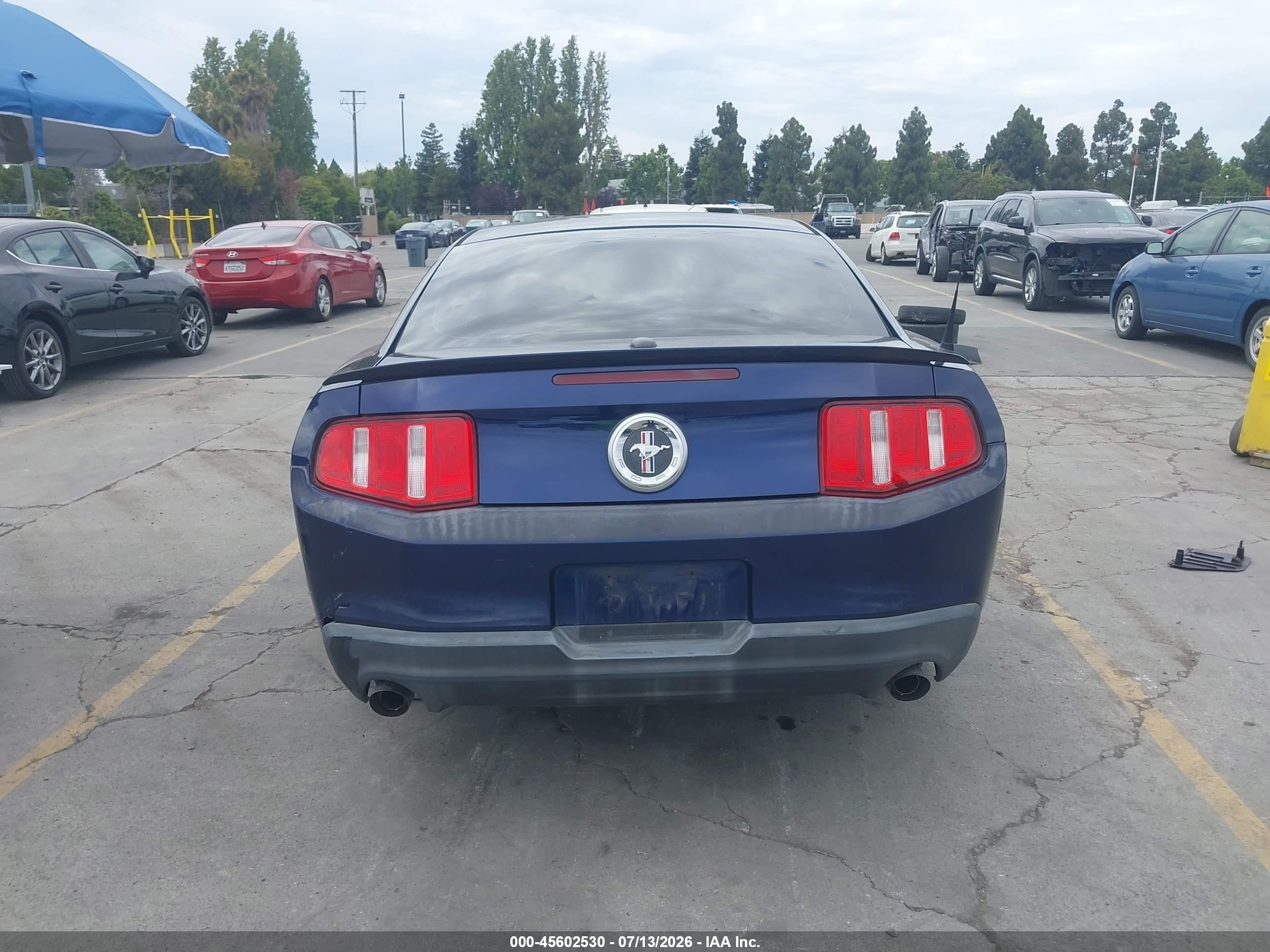 2012 Ford Mustang V6 Premium Blue vin: 1ZVBP8AM1C5210339