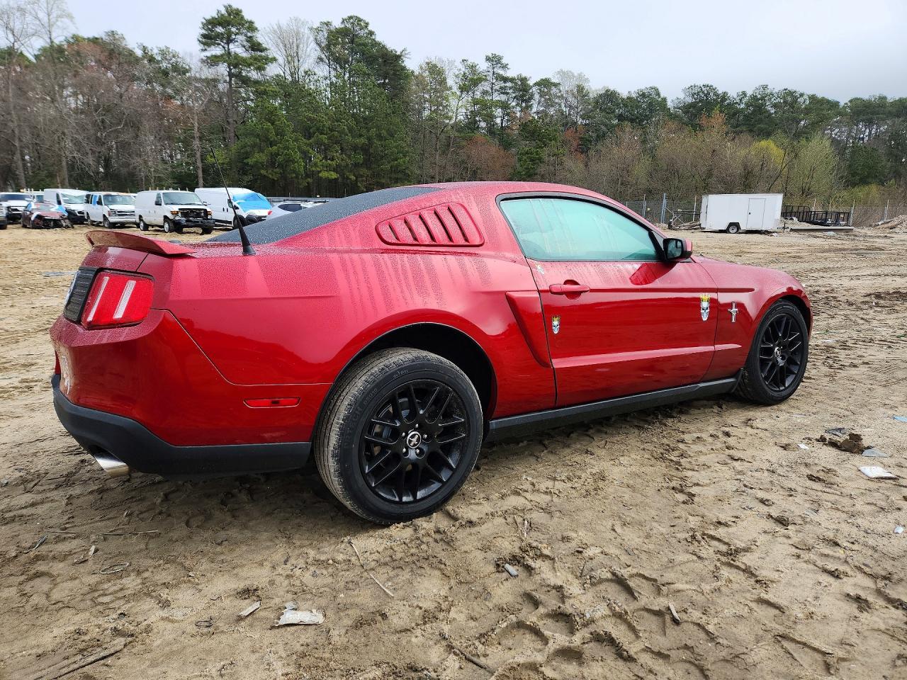 2012 Ford Mustang Red vin: 1ZVBP8AM1C5225679