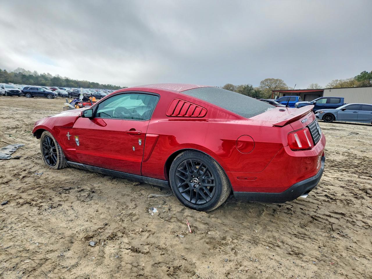 2012 Ford Mustang Red vin: 1ZVBP8AM1C5225679