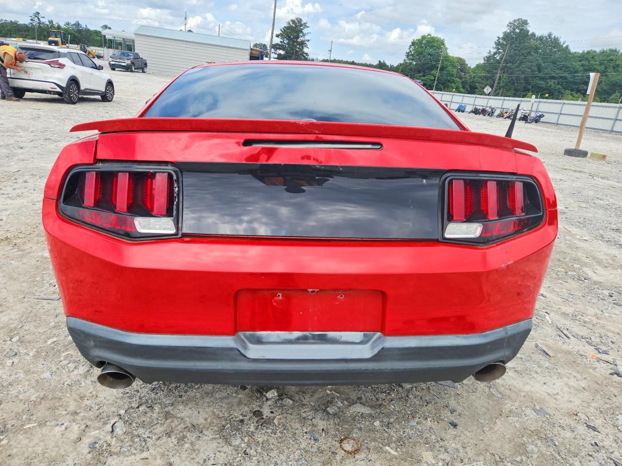 2012 Ford Mustang Red vin: 1ZVBP8AM1C5242451