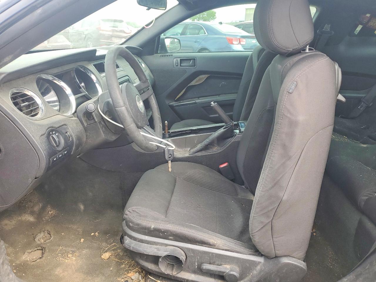 2012 Ford Mustang Черный vin: 1ZVBP8AM1C5246645