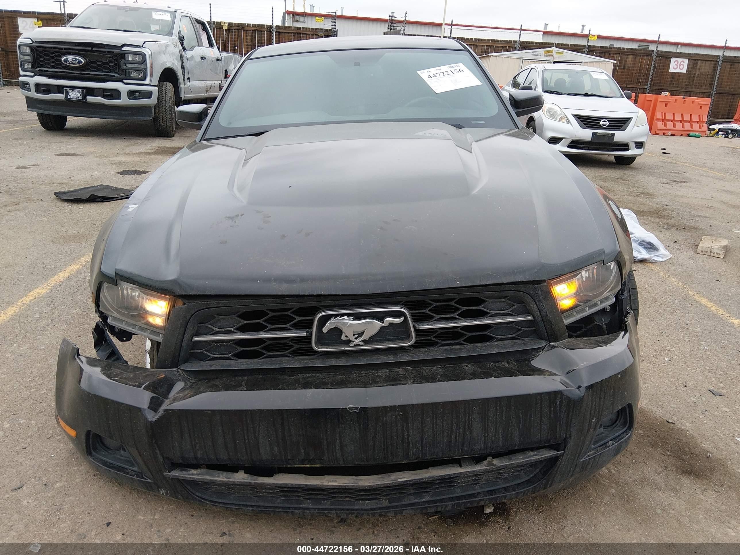 2012 Ford Mustang V6 Premium Black vin: 1ZVBP8AM1C5259248