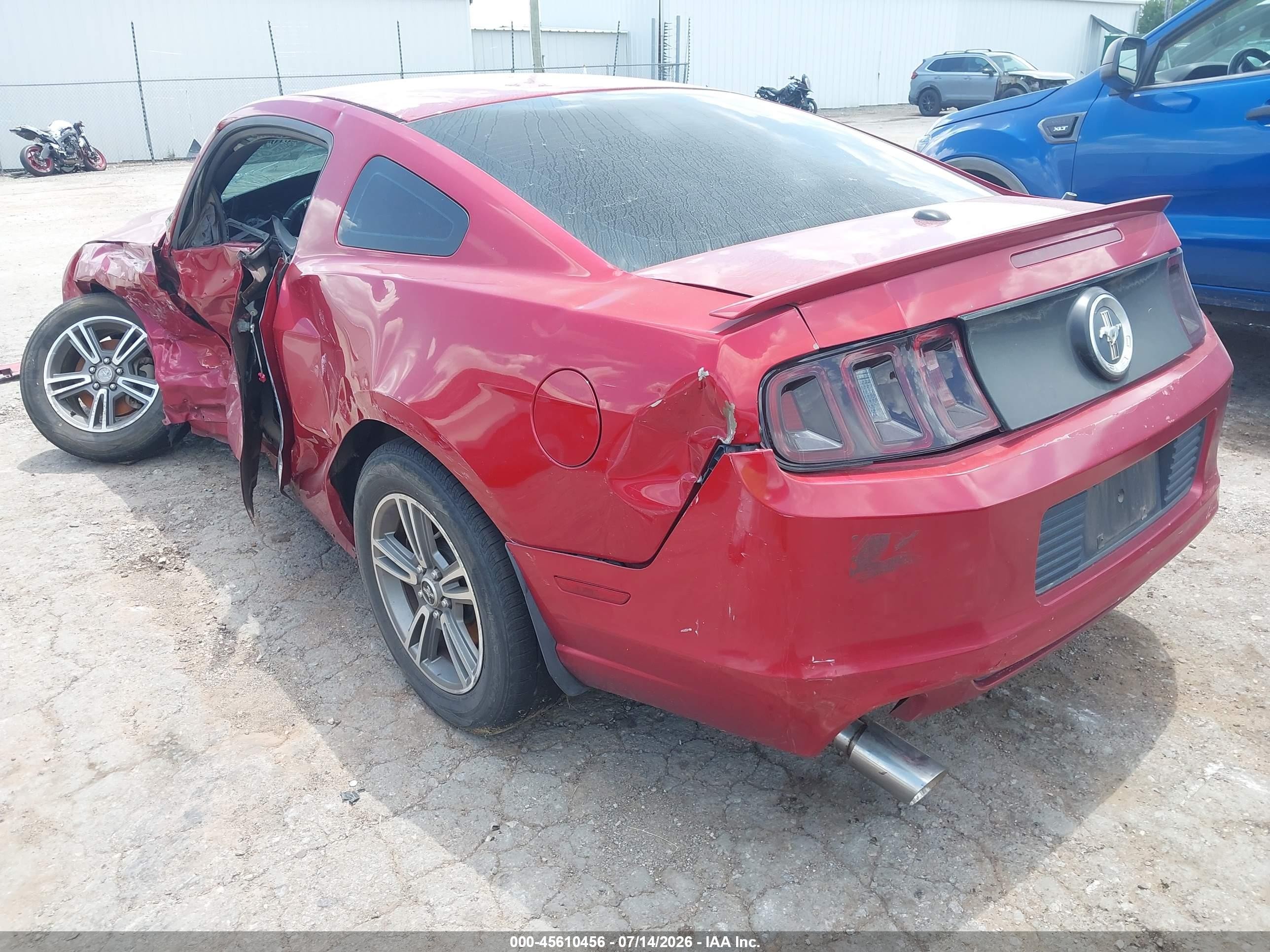 2013 Ford Mustang V6 Premium Red vin: 1ZVBP8AM1D5204316