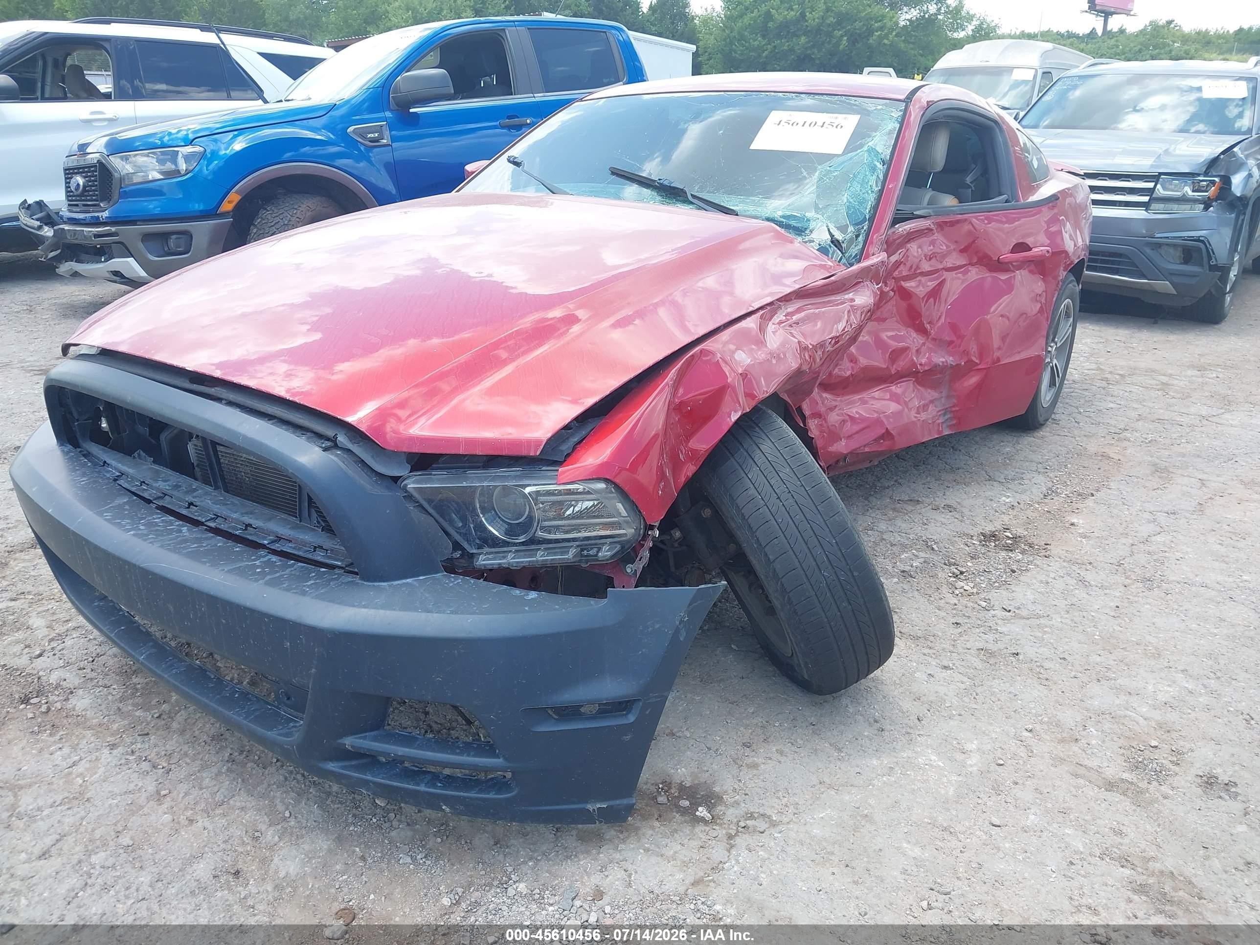 2013 Ford Mustang V6 Premium Red vin: 1ZVBP8AM1D5204316