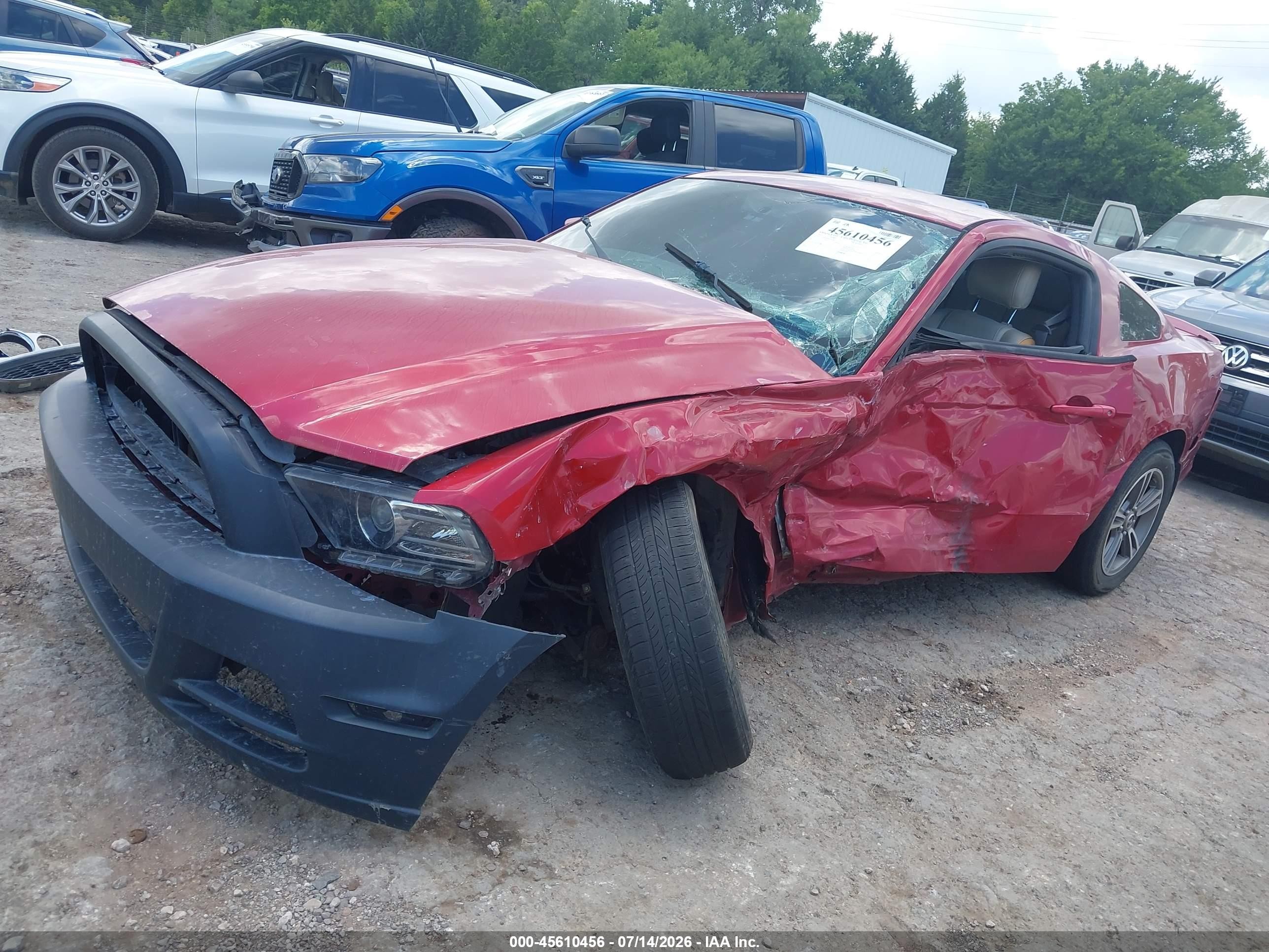 2013 Ford Mustang V6 Premium Red vin: 1ZVBP8AM1D5204316