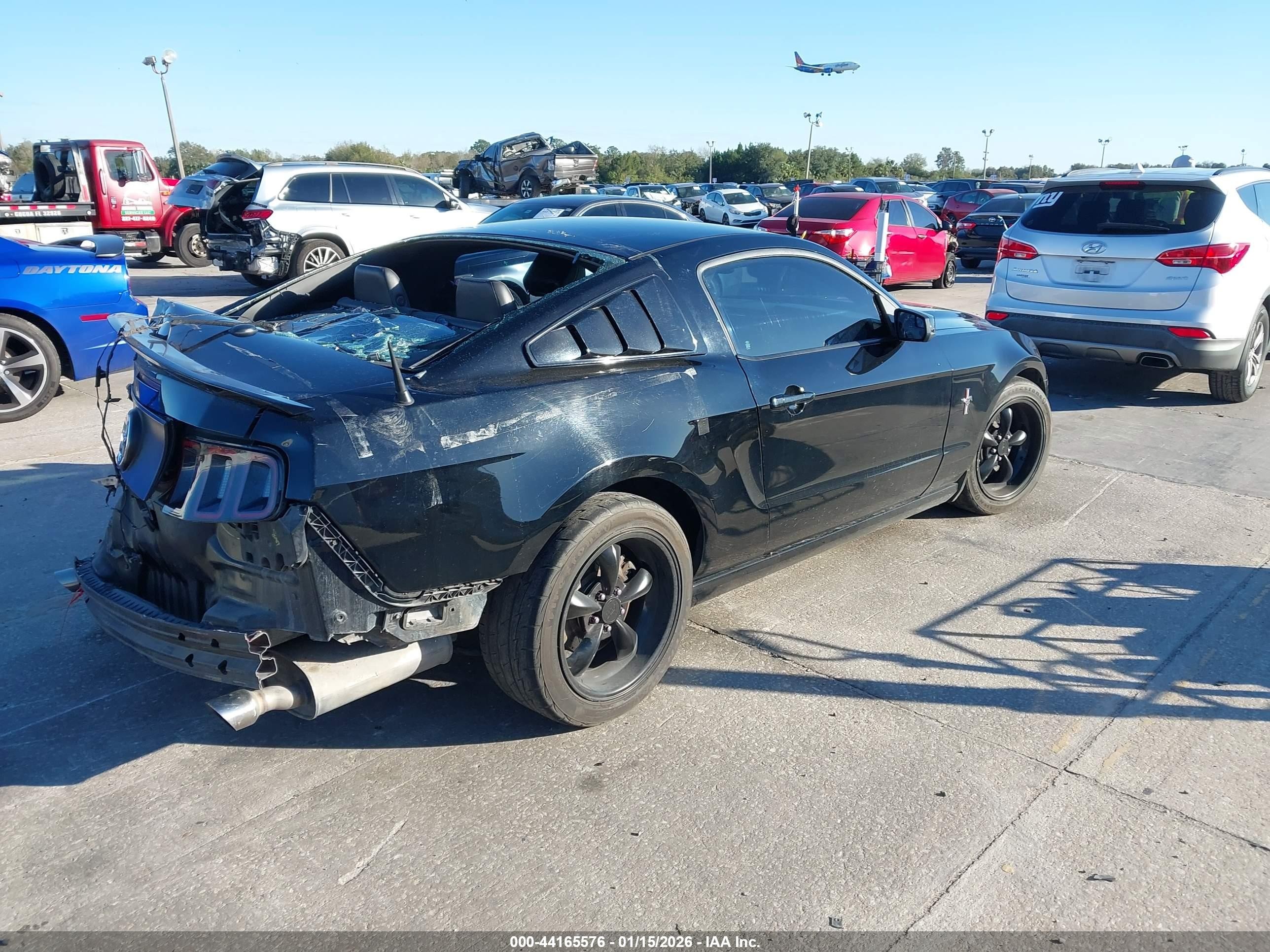 2013 Ford Mustang V6 Premium Black vin: 1ZVBP8AM1D5266024
