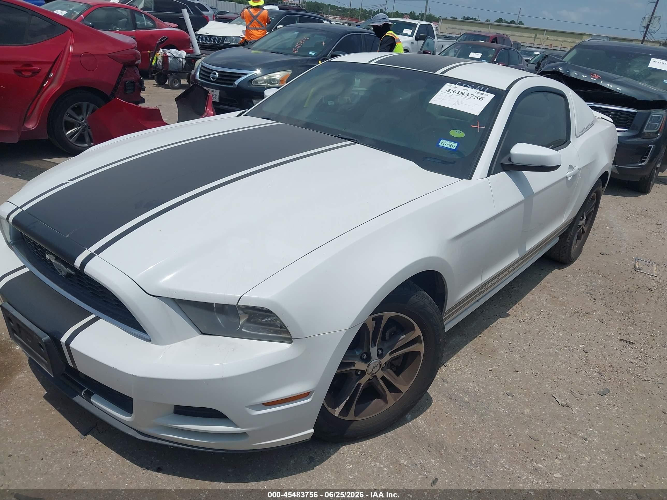 2014 Ford Mustang V6 Premium White vin: 1ZVBP8AM1E5206214