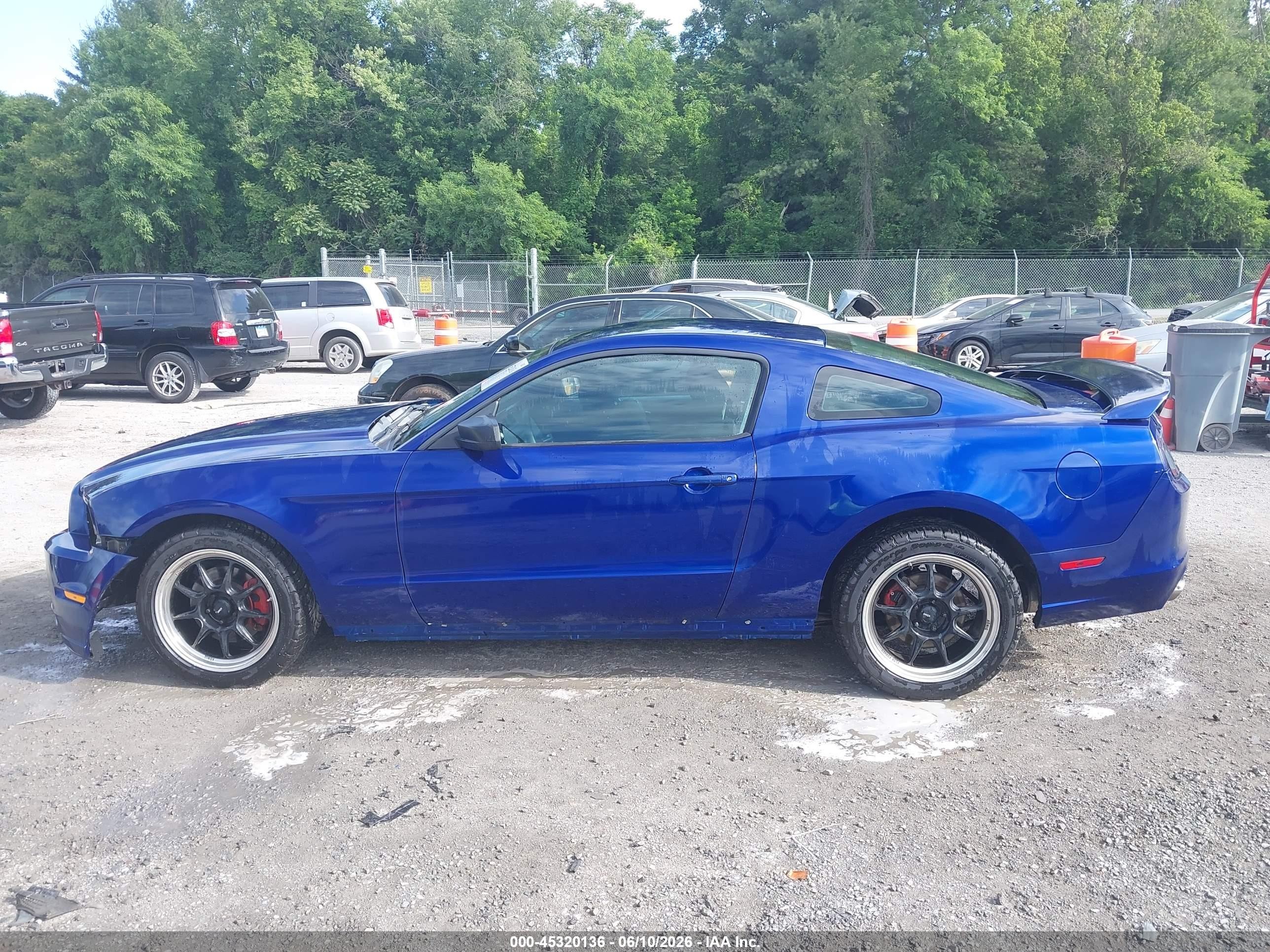 2014 Ford Mustang V6 Blue vin: 1ZVBP8AM1E5244607