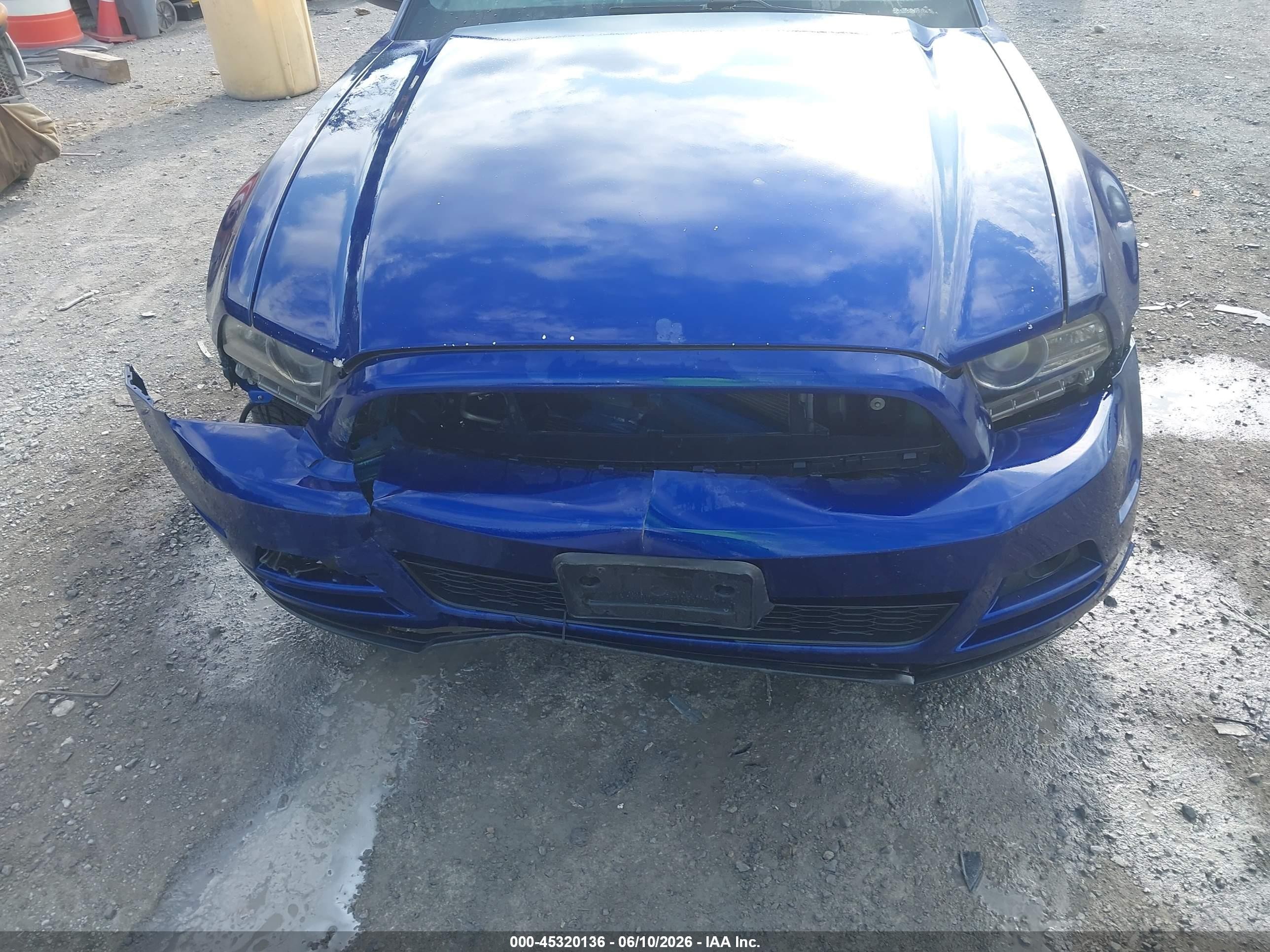 2014 Ford Mustang V6 Blue vin: 1ZVBP8AM1E5244607