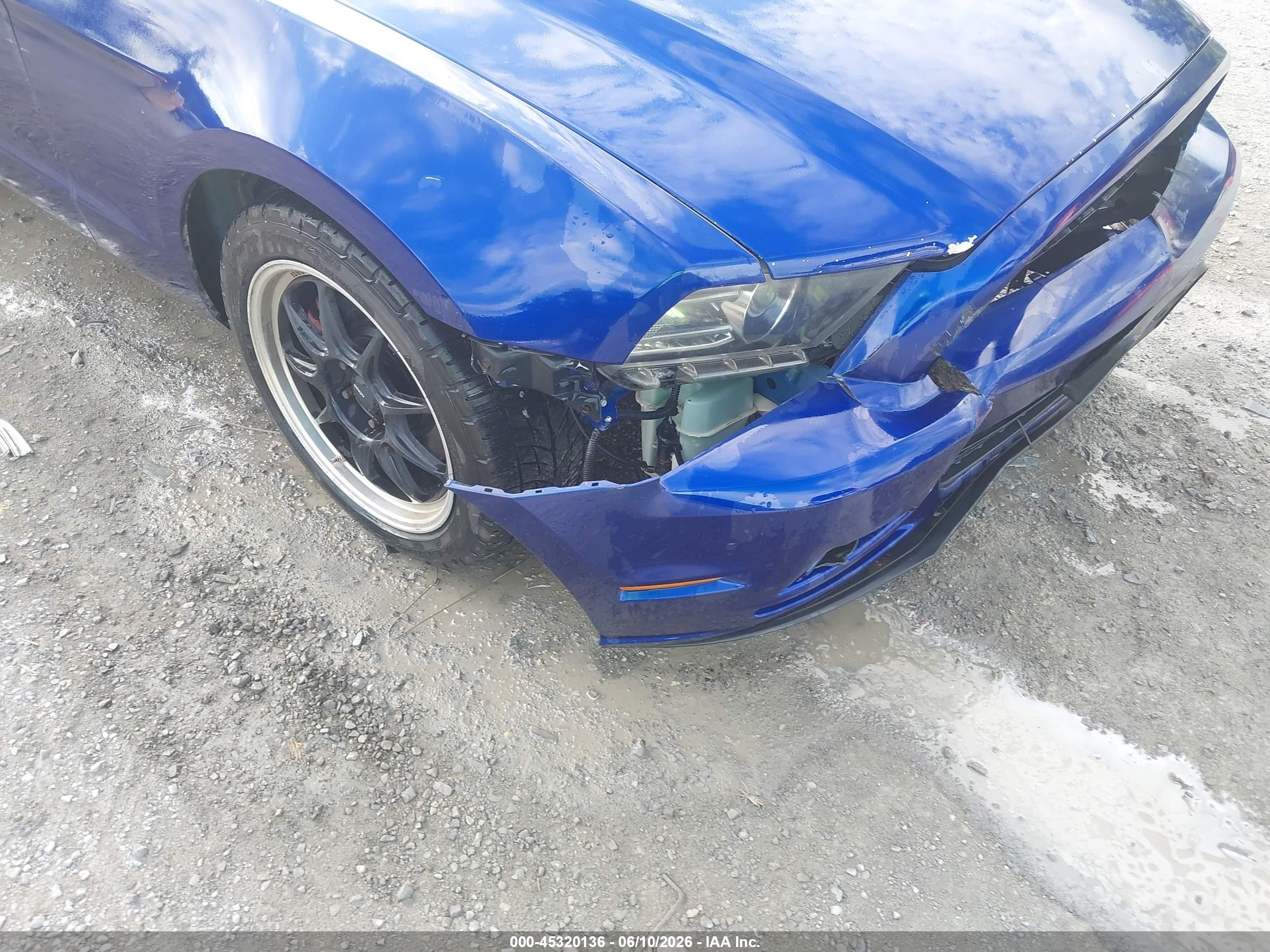 2014 Ford Mustang V6 Blue vin: 1ZVBP8AM1E5244607