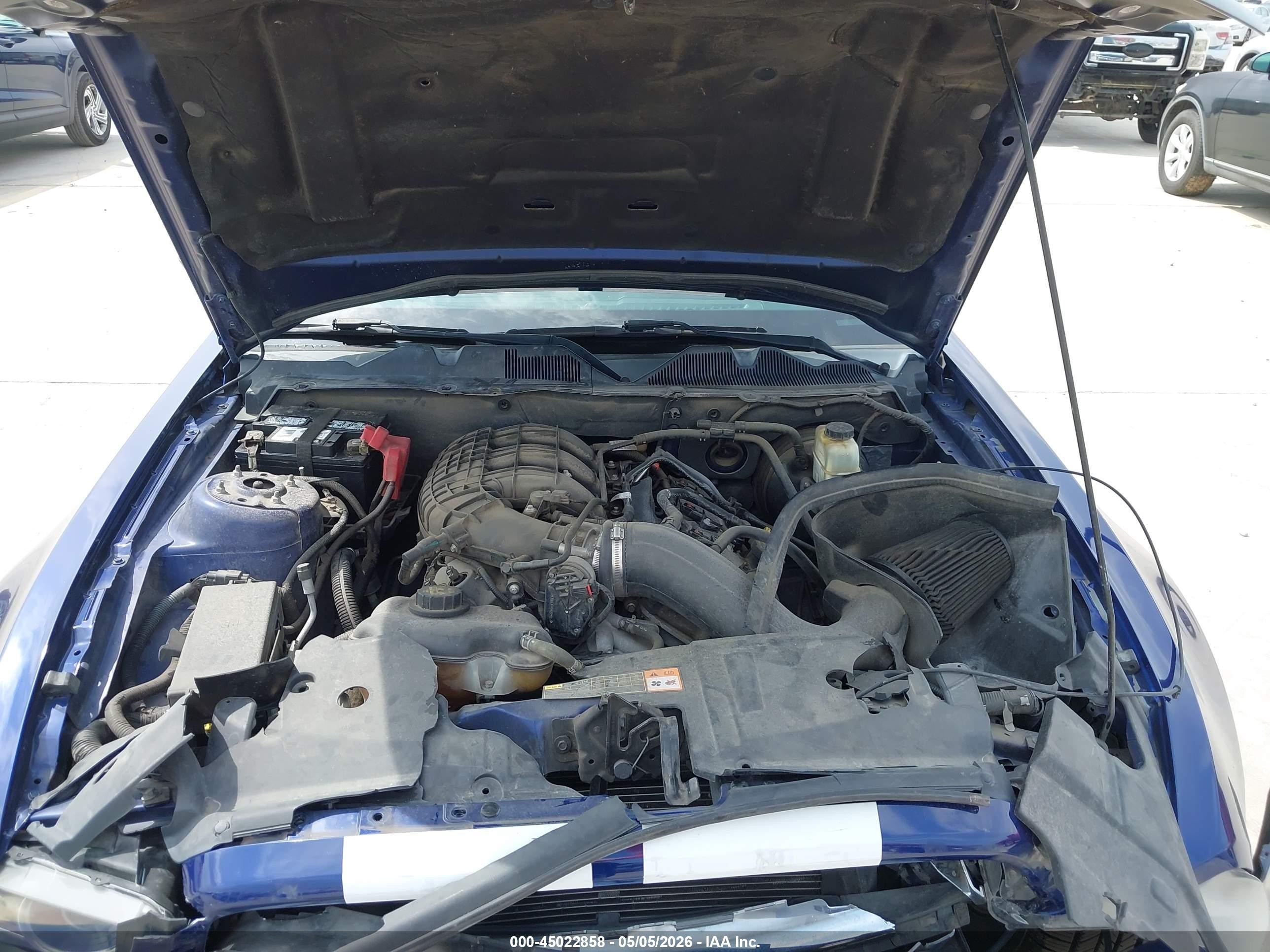 2014 Ford Mustang V6 Blue vin: 1ZVBP8AM1E5250584