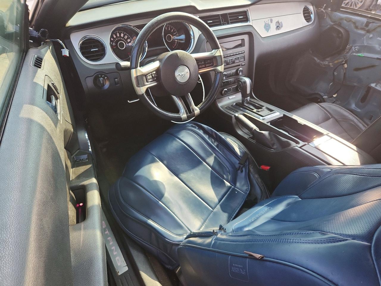 2014 Ford Mustang Black vin: 1ZVBP8AM1E5264484