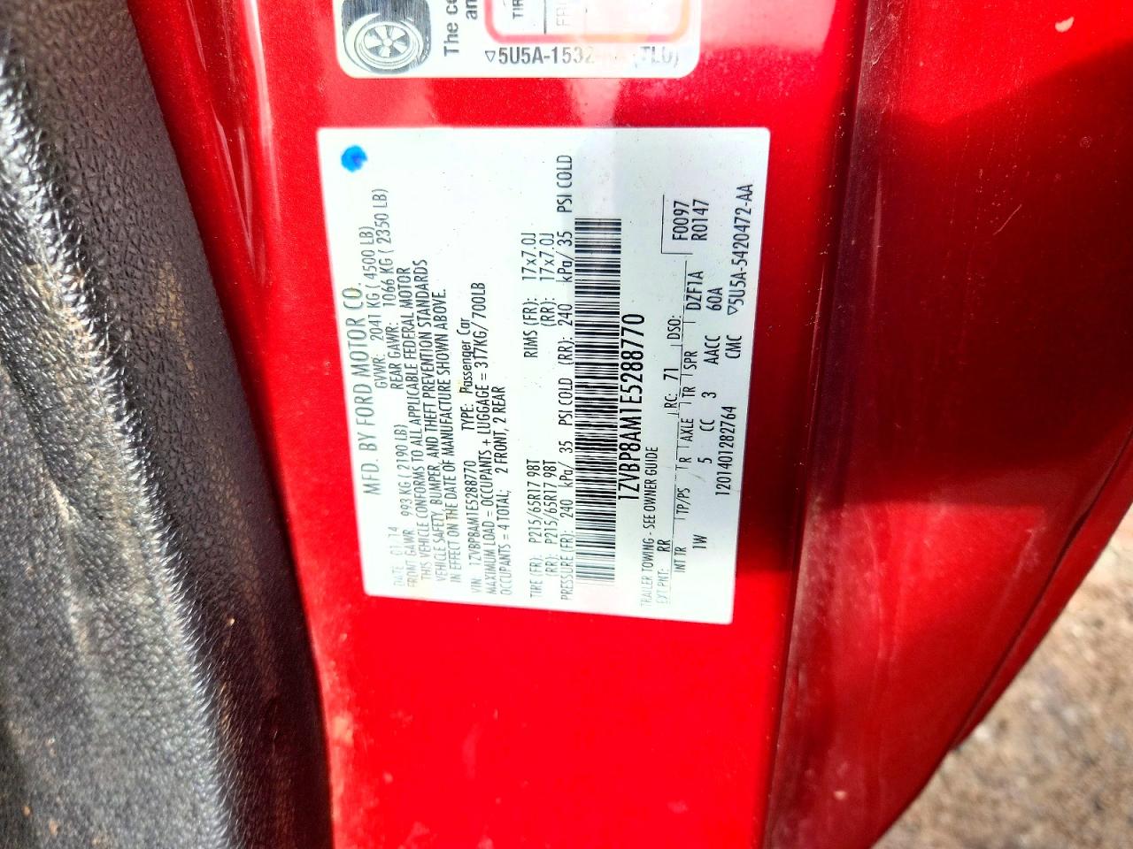 2014 Ford Mustang Red vin: 1ZVBP8AM1E5288770