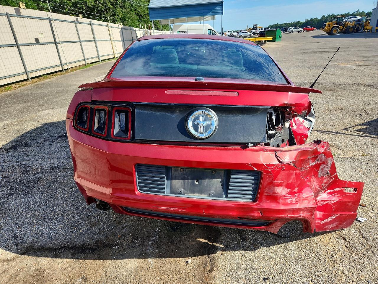 2014 Ford Mustang Red vin: 1ZVBP8AM1E5295072