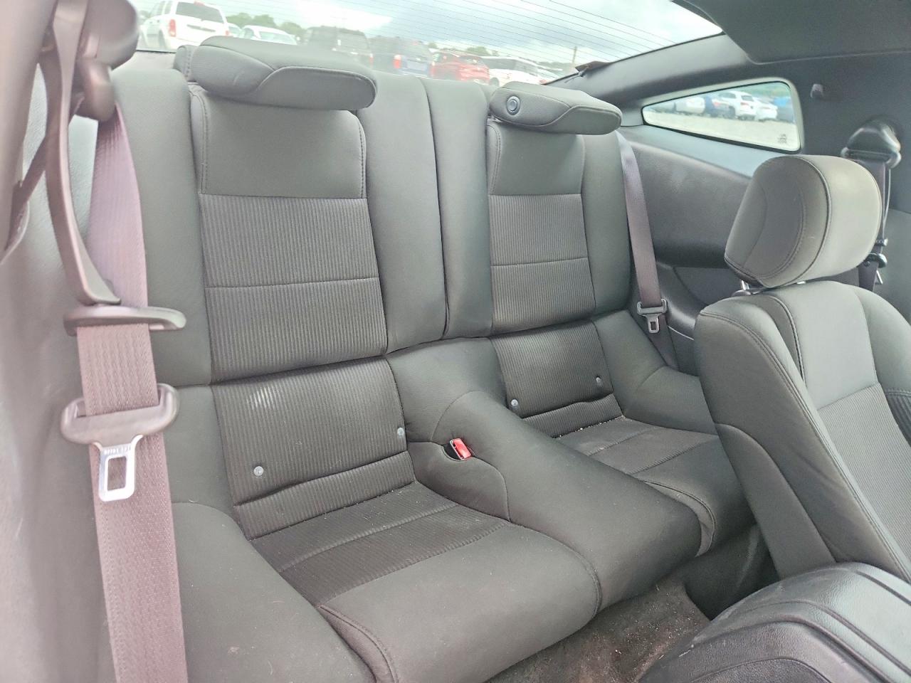 2014 Ford Mustang Белый vin: 1ZVBP8AM1E5313909