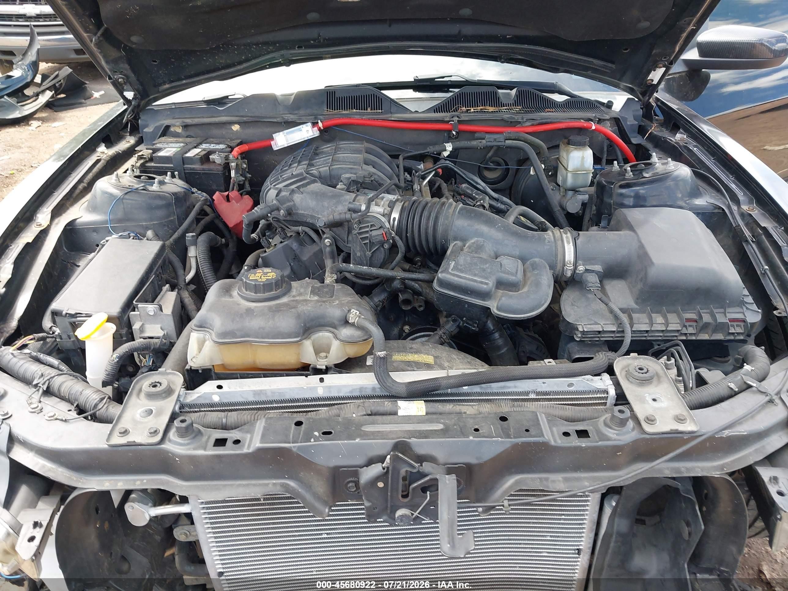 2011 Ford Mustang V6 Premium Черный vin: 1ZVBP8AM2B5117019