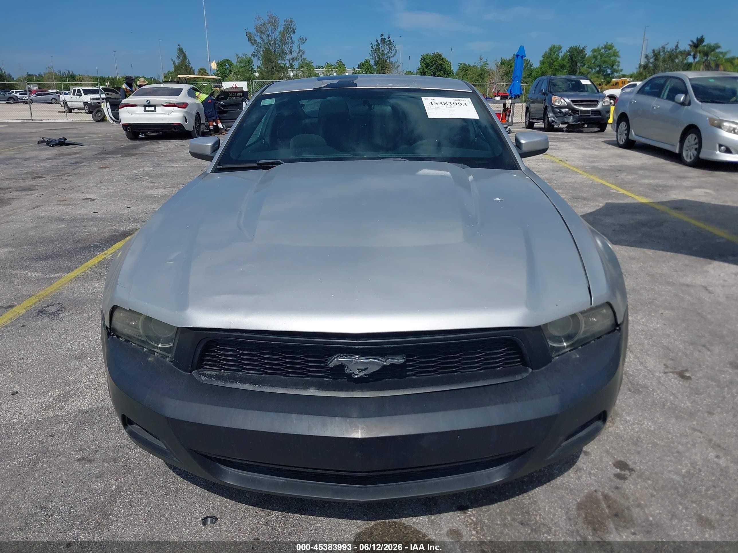 2011 Ford Mustang V6 Silver vin: 1ZVBP8AM2B5138517
