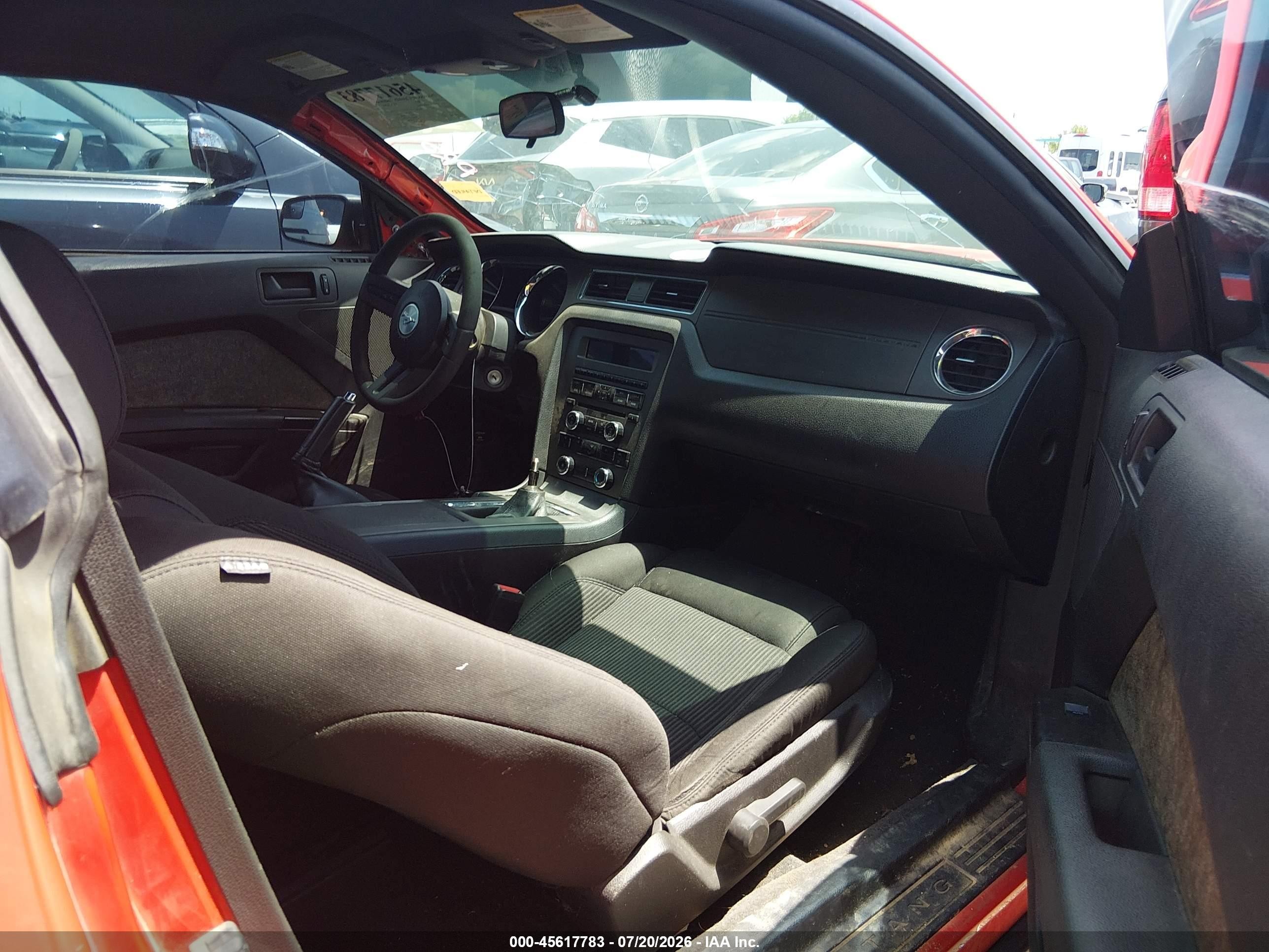 2011 Ford Mustang V6 Красный vin: 1ZVBP8AM2B5143894