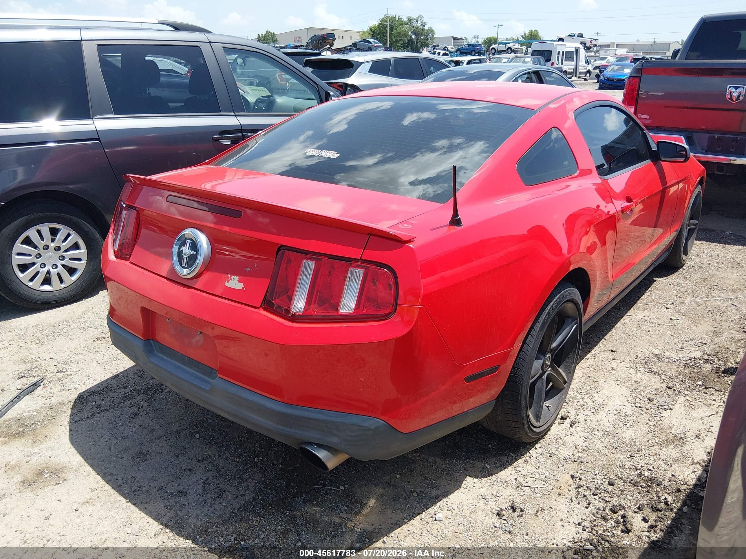 2011 Ford Mustang V6 Красный vin: 1ZVBP8AM2B5143894