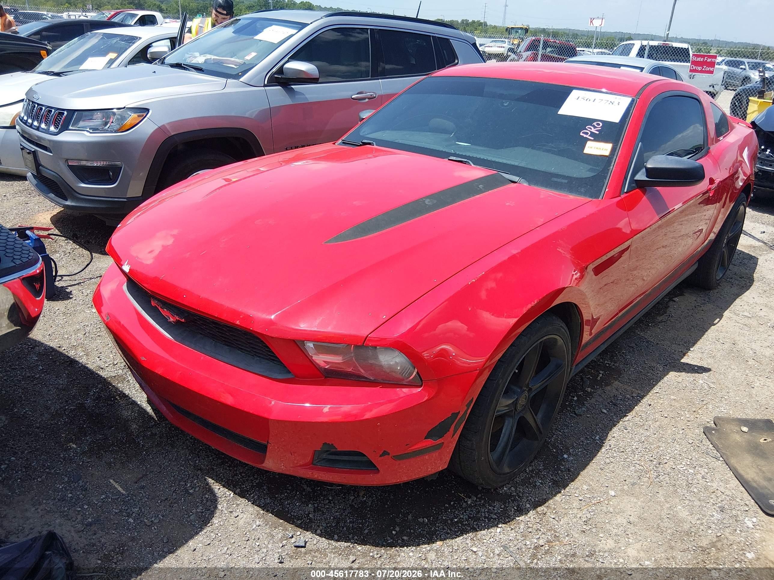 2011 Ford Mustang V6 Красный vin: 1ZVBP8AM2B5143894