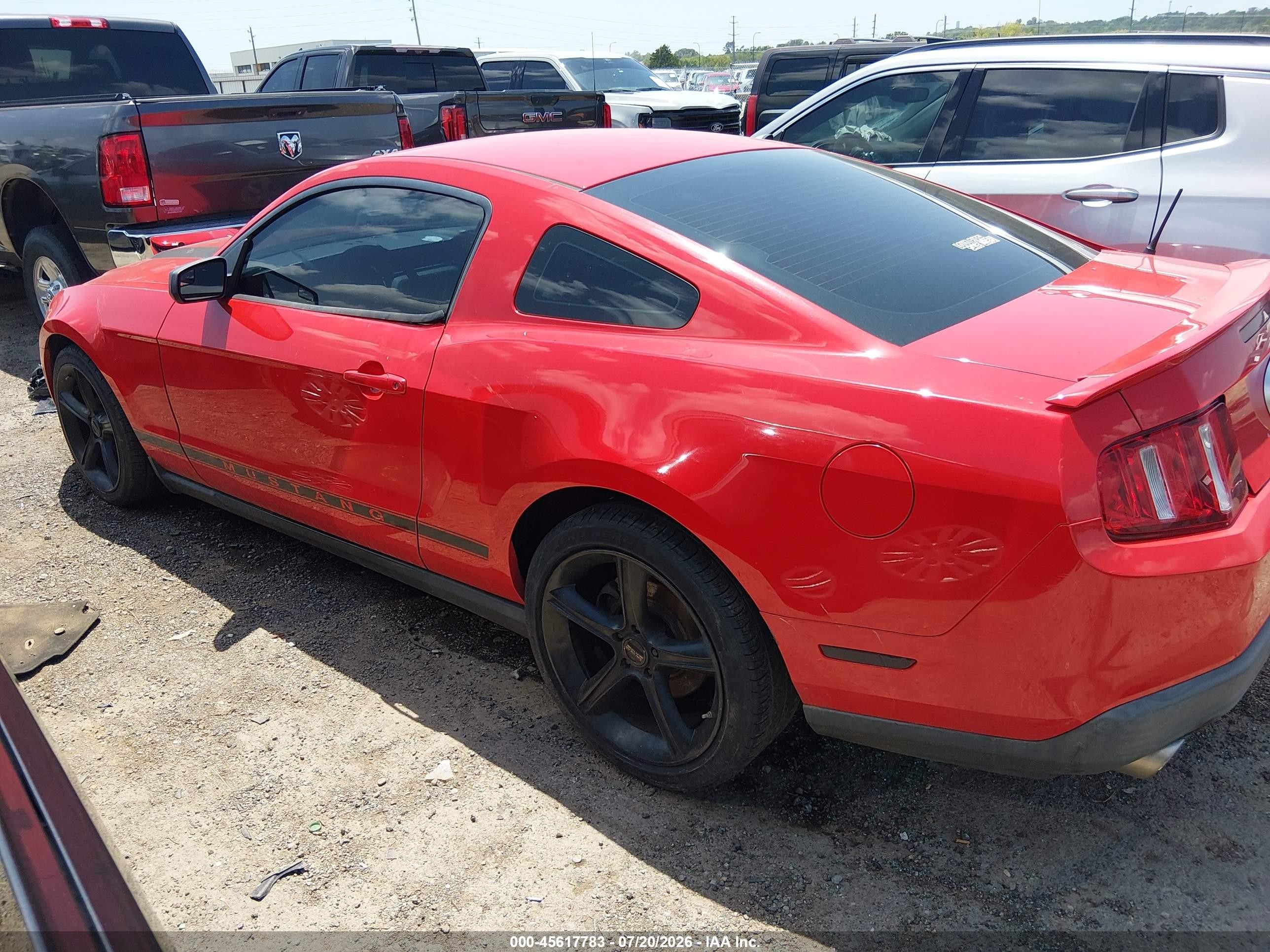 2011 Ford Mustang V6 Красный vin: 1ZVBP8AM2B5143894