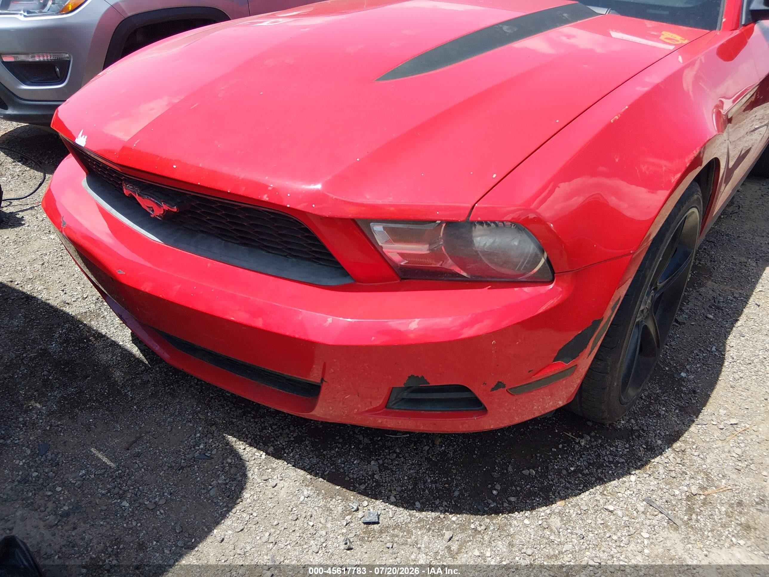 2011 Ford Mustang V6 Красный vin: 1ZVBP8AM2B5143894
