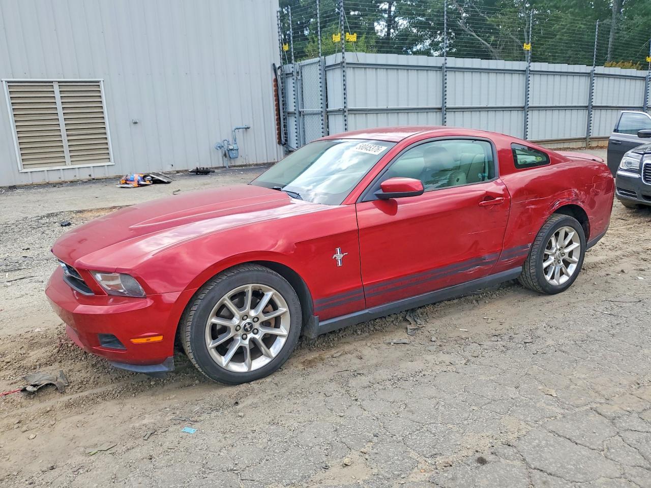 2011 Ford Mustang Red vin: 1ZVBP8AM2B5144575