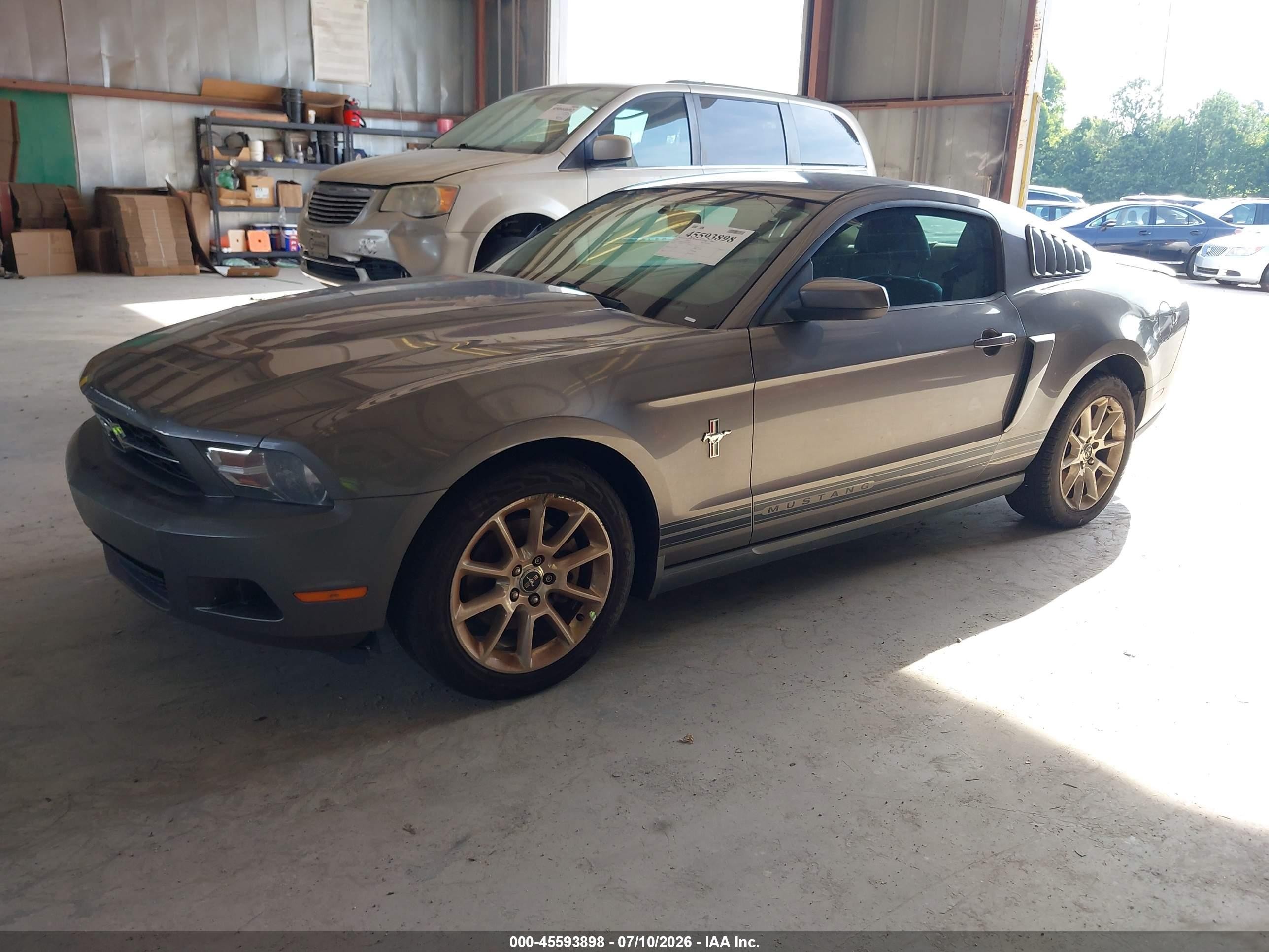 2011 Ford Mustang V6 Premium Brown vin: 1ZVBP8AM2B5155480