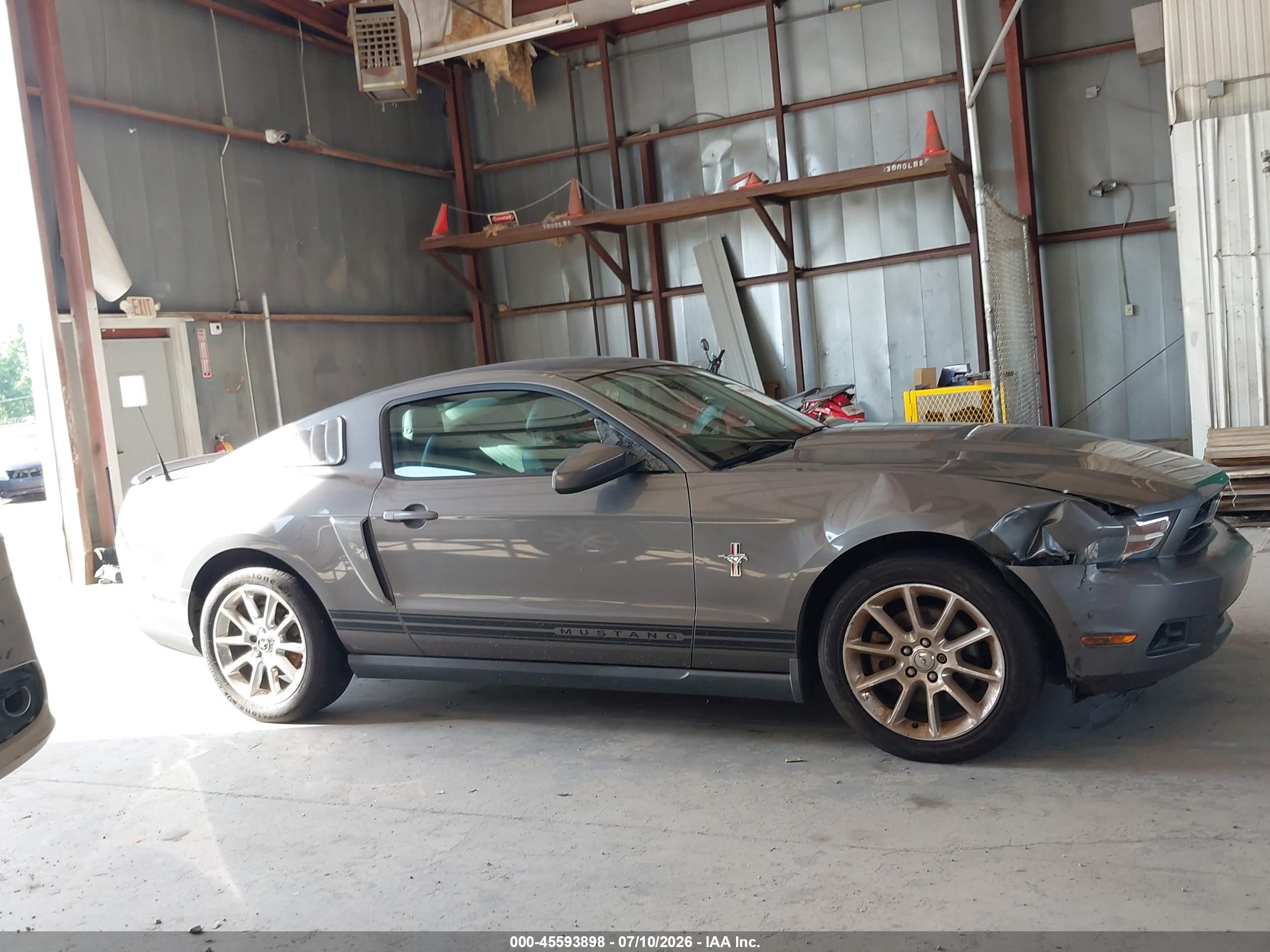 2011 Ford Mustang V6 Premium Brown vin: 1ZVBP8AM2B5155480