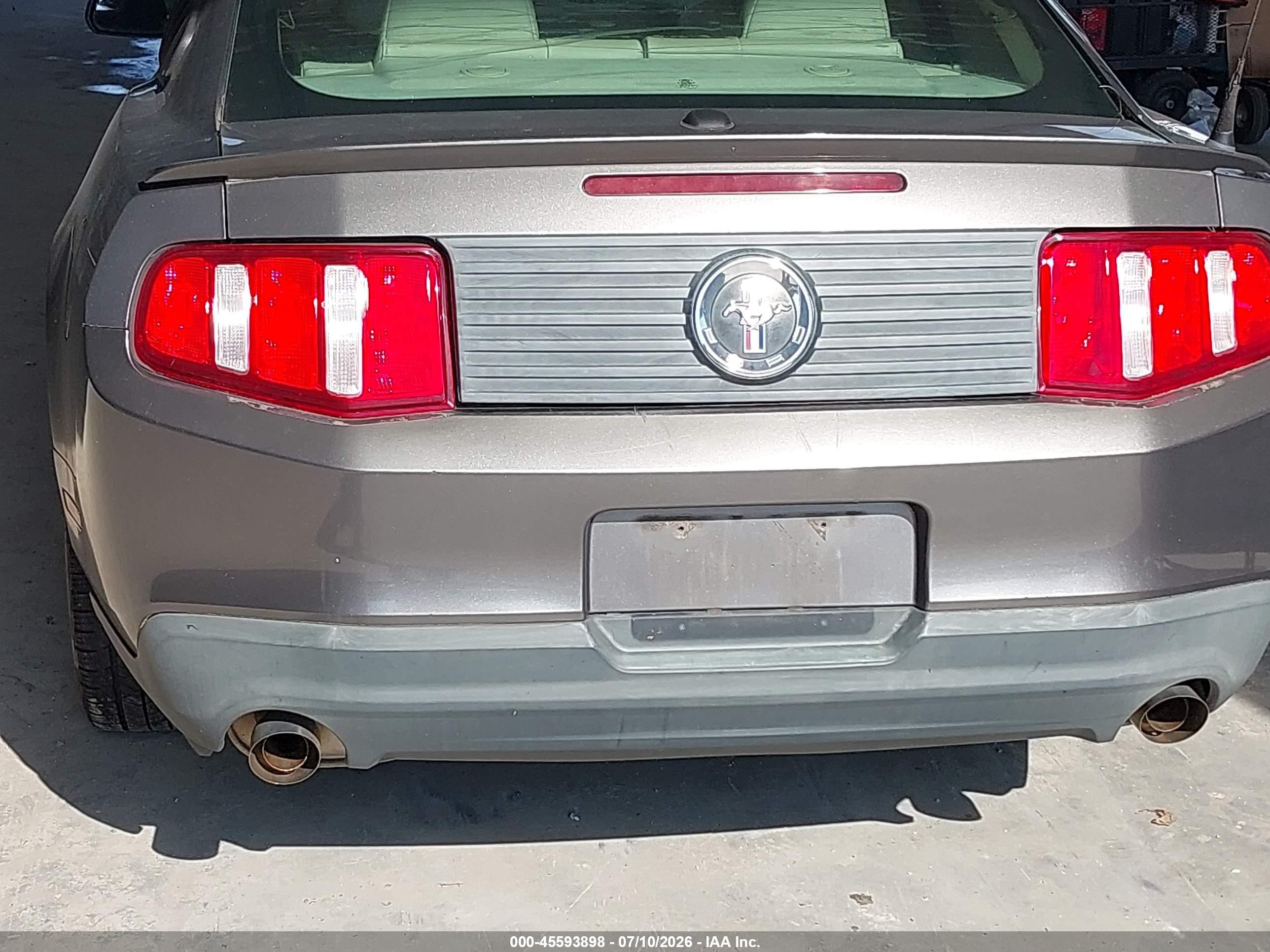 2011 Ford Mustang V6 Premium Brown vin: 1ZVBP8AM2B5155480
