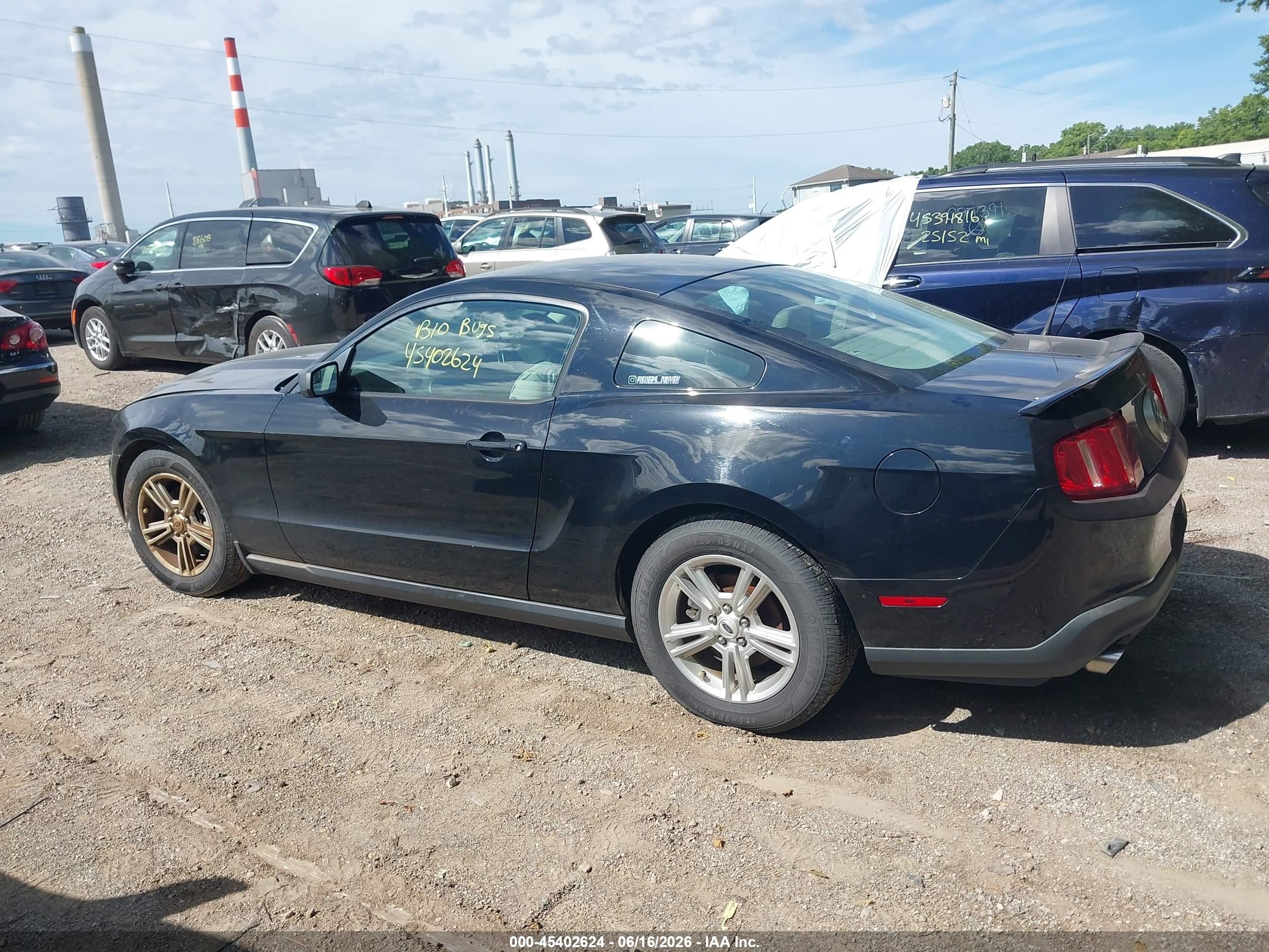 2011 Ford Mustang V6/v6 Premium Black vin: 1ZVBP8AM2B5157181