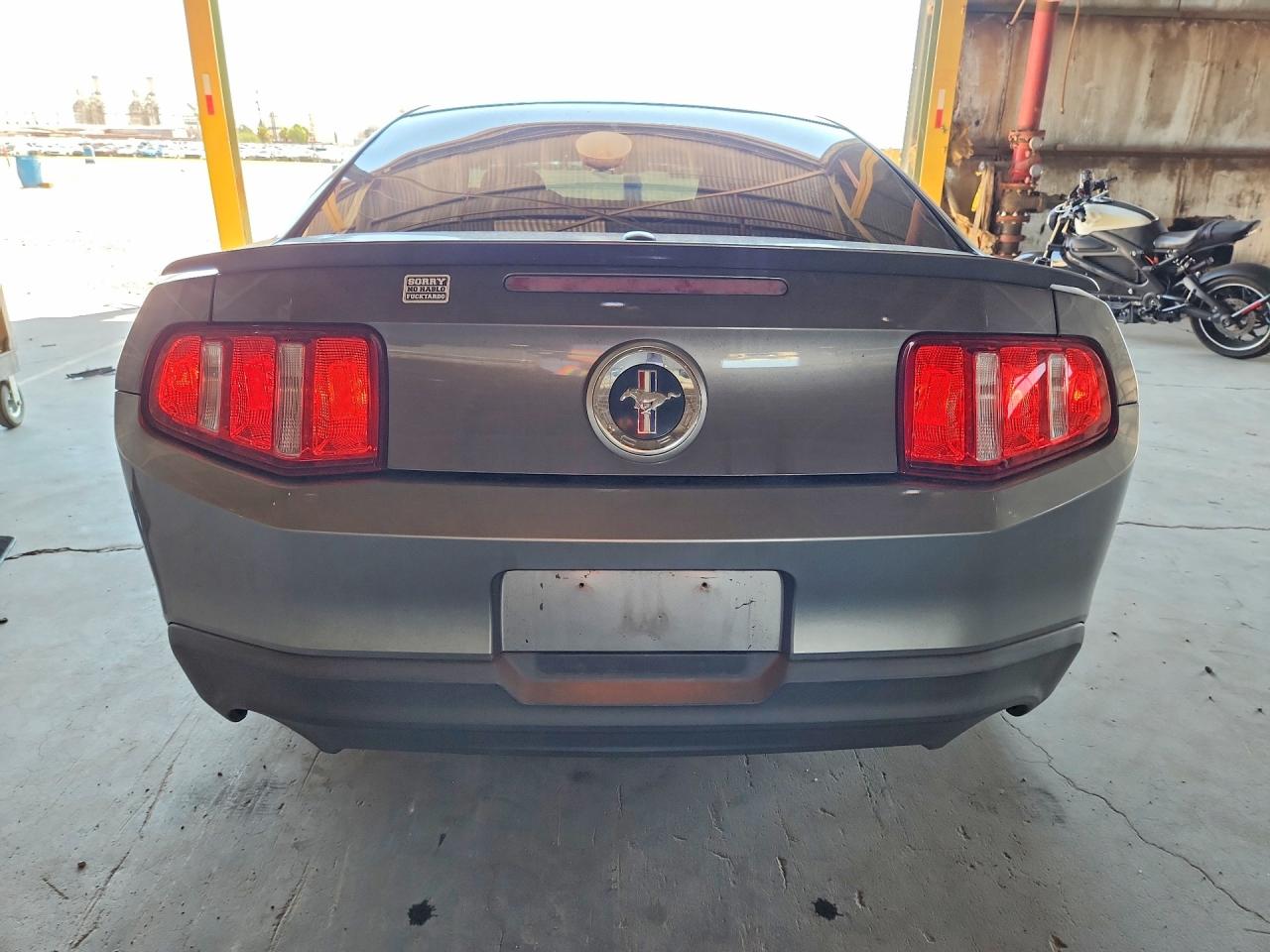 2011 Ford Mustang Gray vin: 1ZVBP8AM2B5169587
