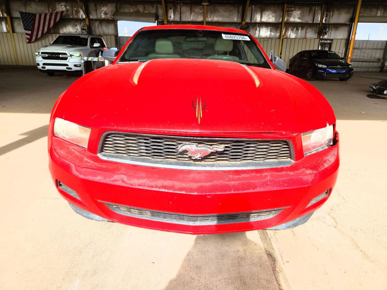 2012 Ford Mustang Red vin: 1ZVBP8AM2C5211127