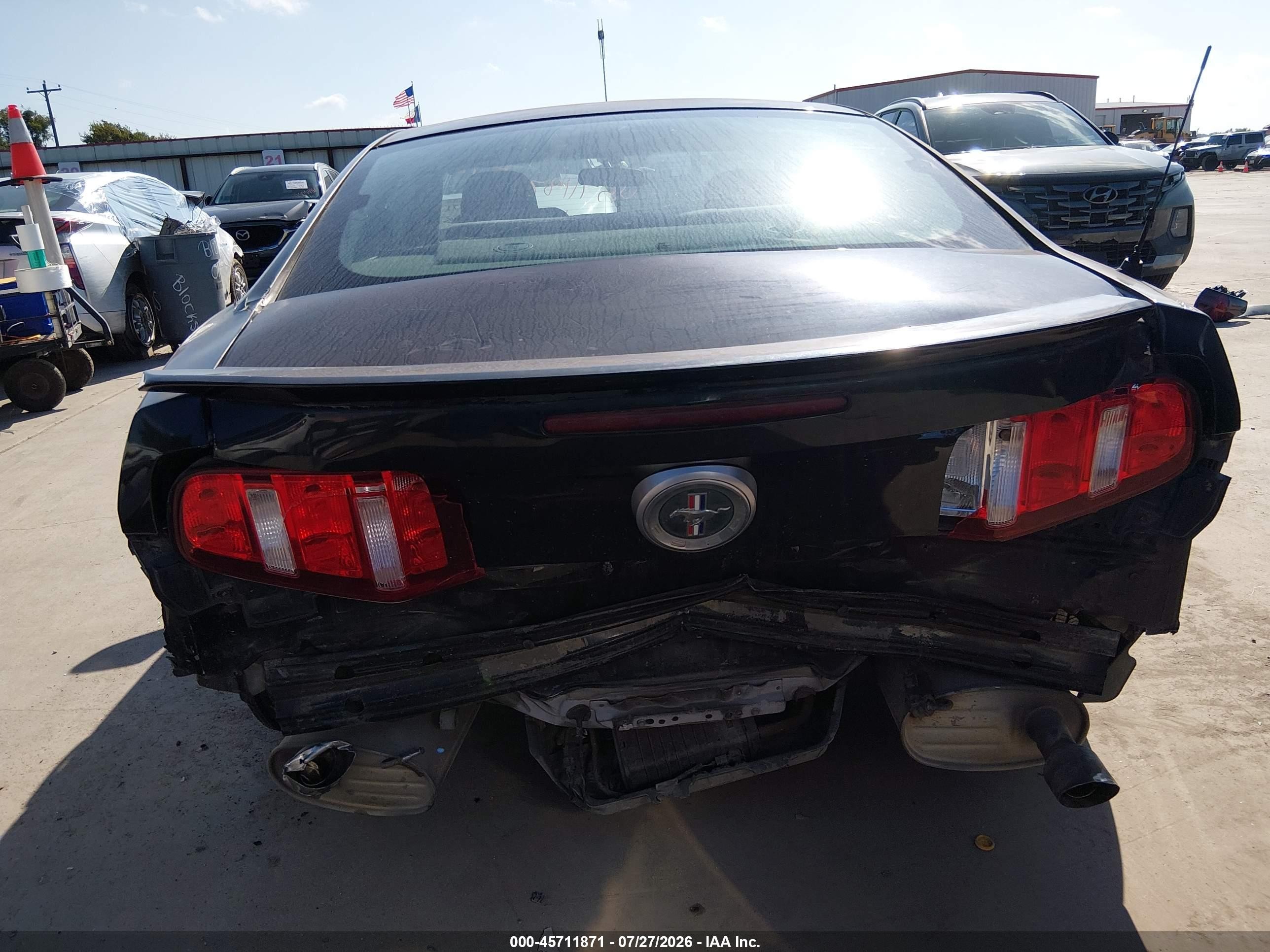 2012 Ford Mustang   Black vin: 1ZVBP8AM2C5234567