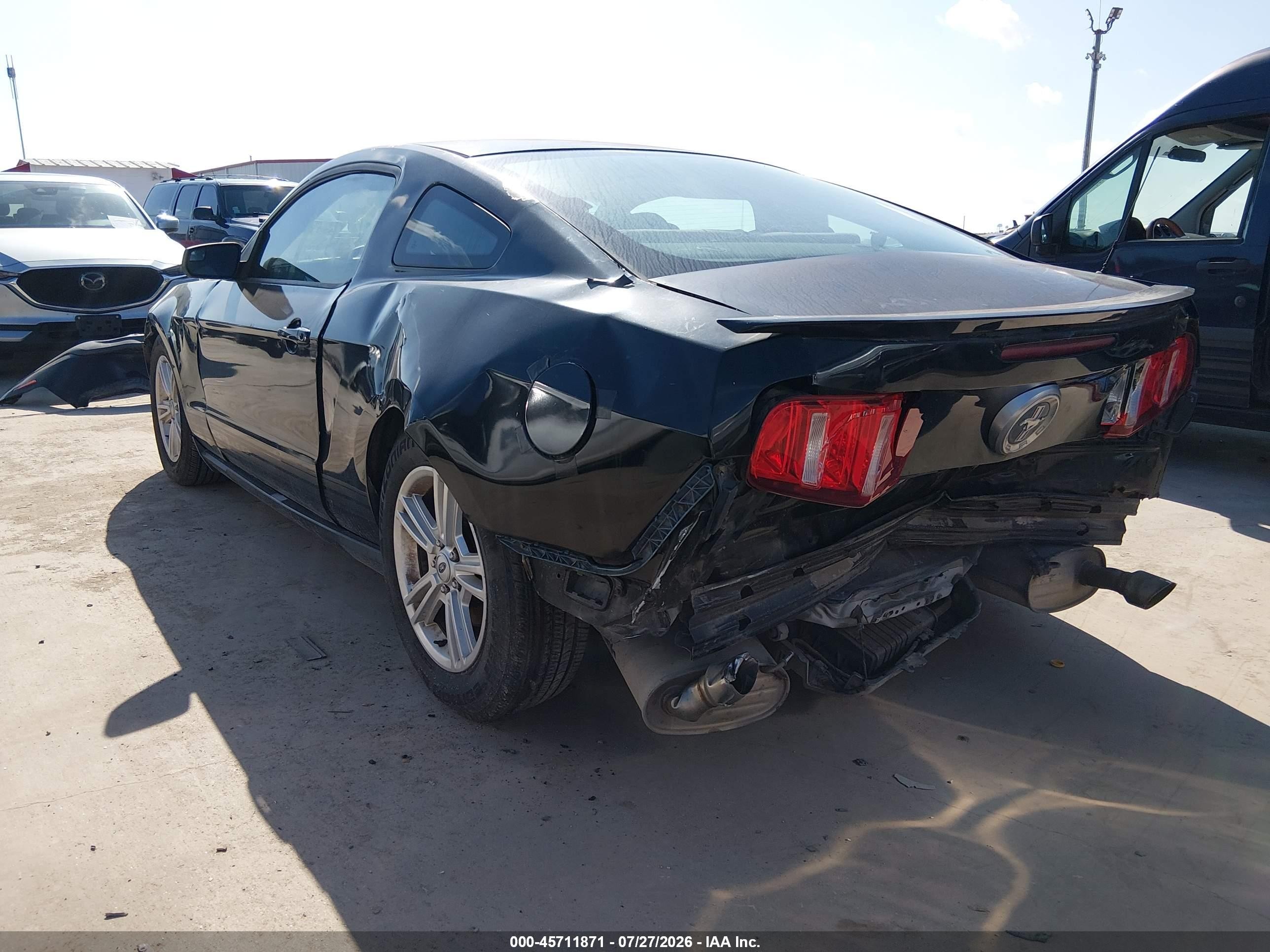 2012 Ford Mustang   Black vin: 1ZVBP8AM2C5234567