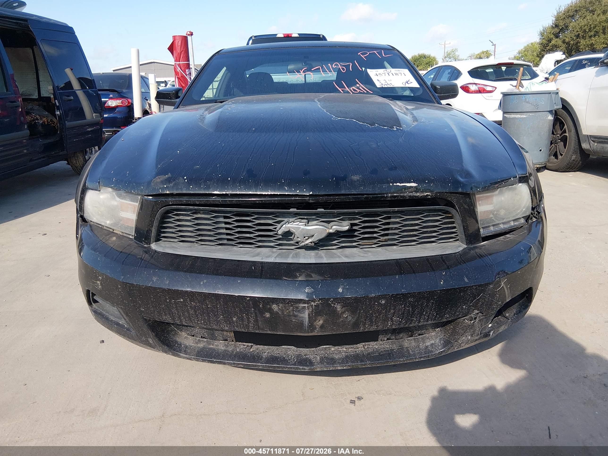 2012 Ford Mustang   Black vin: 1ZVBP8AM2C5234567
