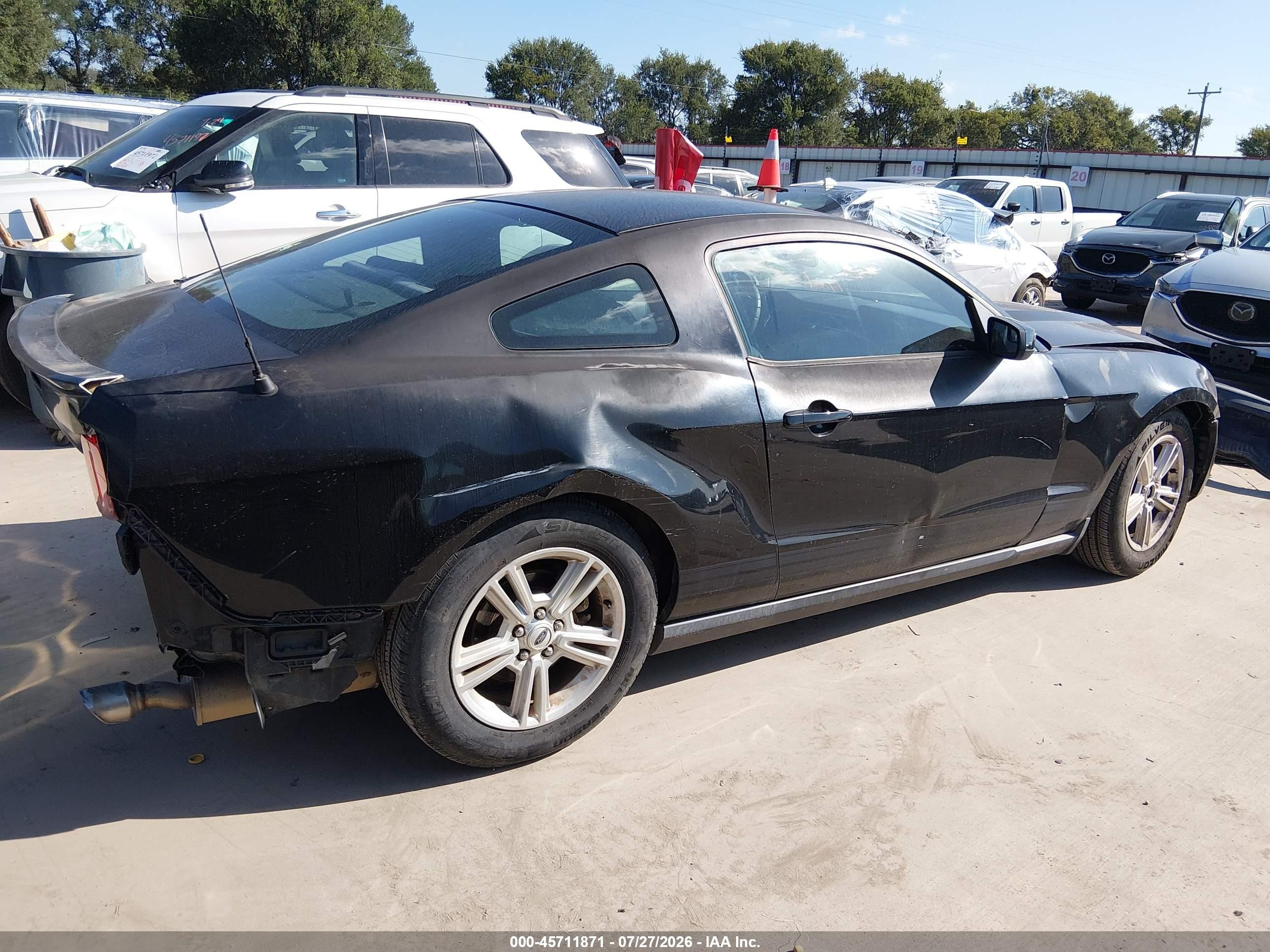 2012 Ford Mustang   Black vin: 1ZVBP8AM2C5234567