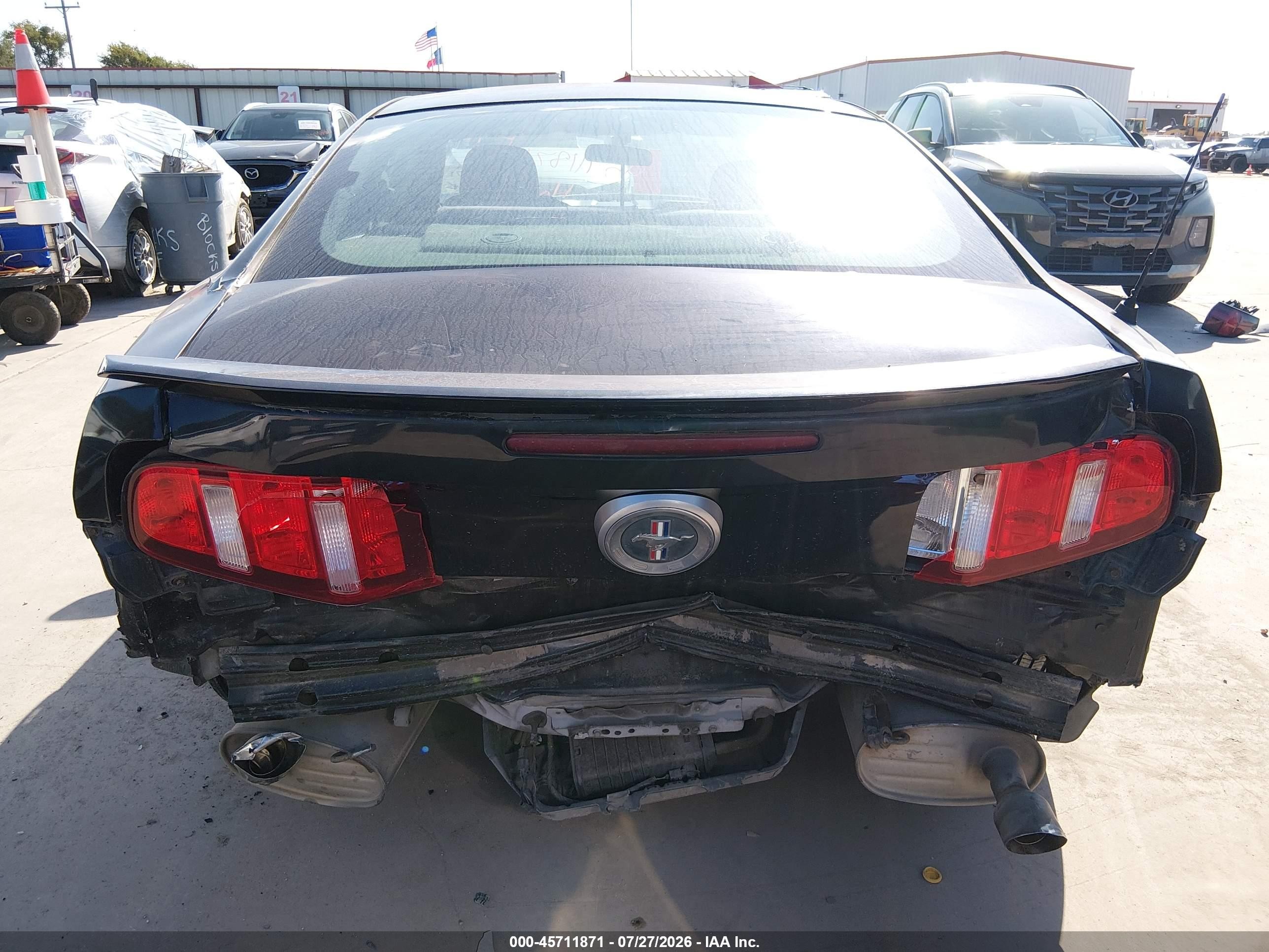 2012 Ford Mustang   Black vin: 1ZVBP8AM2C5234567