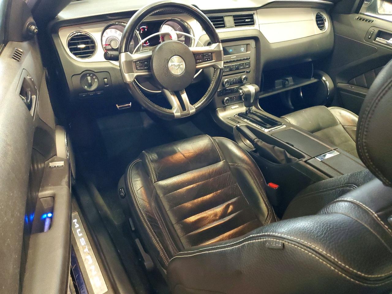 2012 Ford Mustang Синий vin: 1ZVBP8AM2C5252180