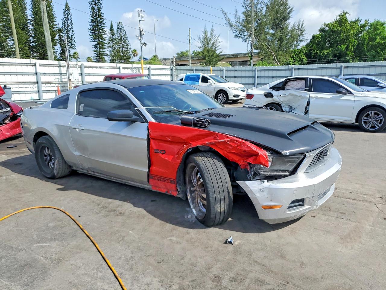 2012 Ford Mustang Gray vin: 1ZVBP8AM2C5277645