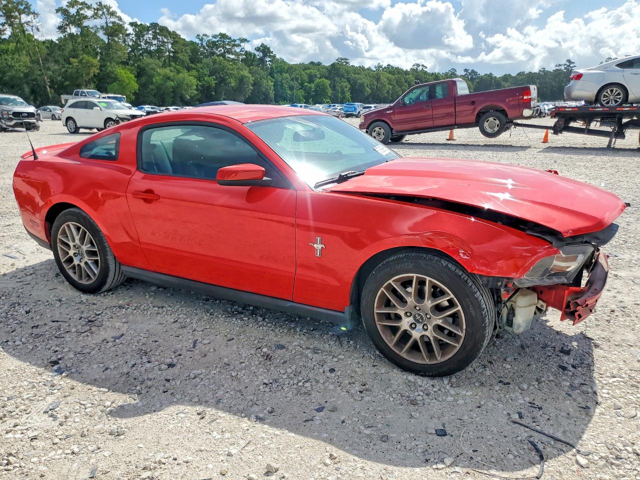 2012 Ford Mustang Red vin: 1ZVBP8AM2C5281629