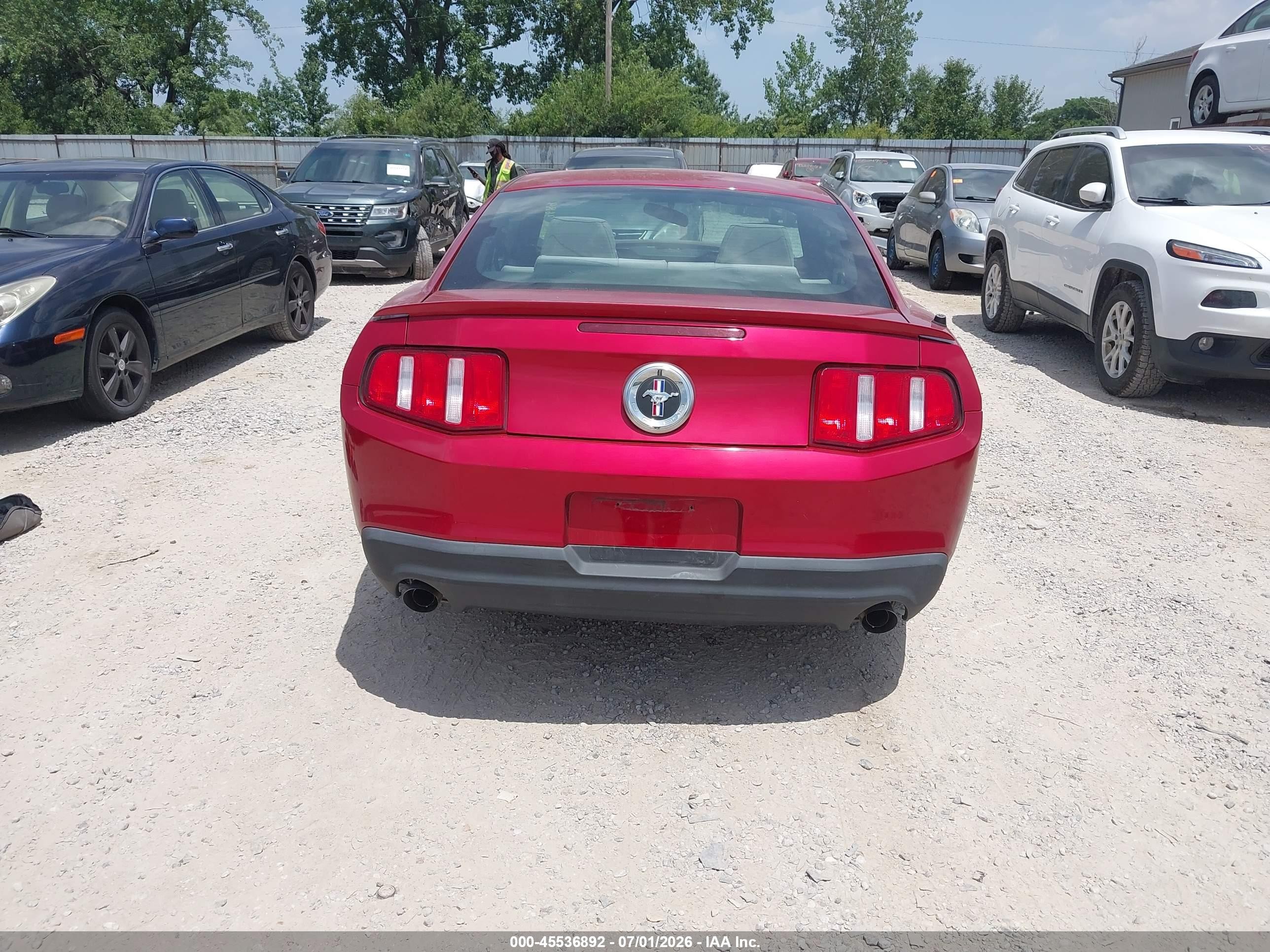 2012 Ford Mustang V6/v6 Premium Red vin: 1ZVBP8AM2C5287608