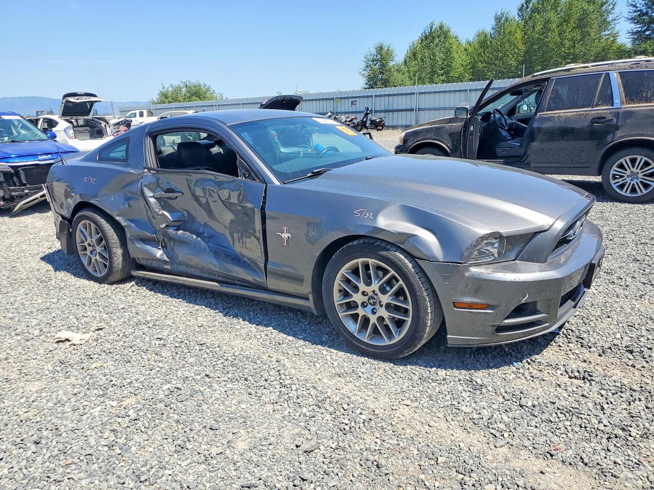 2013 Ford Mustang Gray vin: 1ZVBP8AM2D5227121