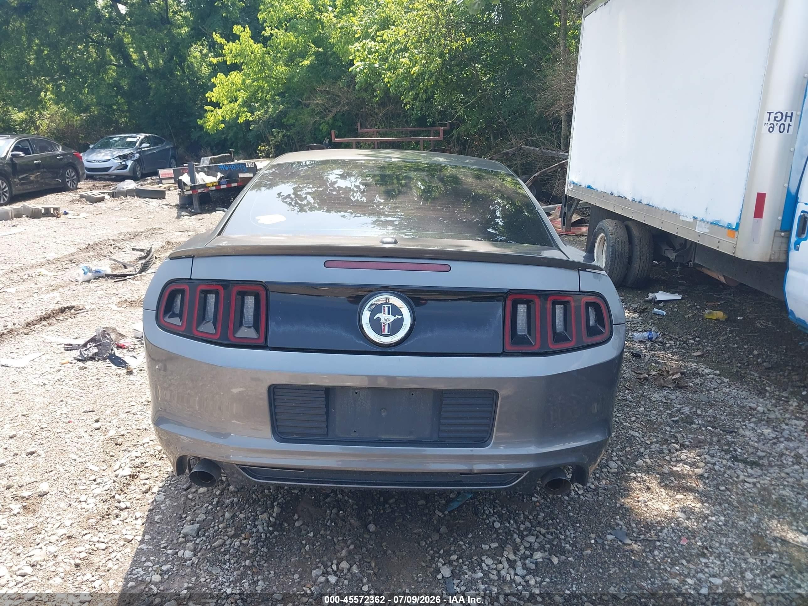 2013 Ford Mustang V6 Premium Gray vin: 1ZVBP8AM2D5243786