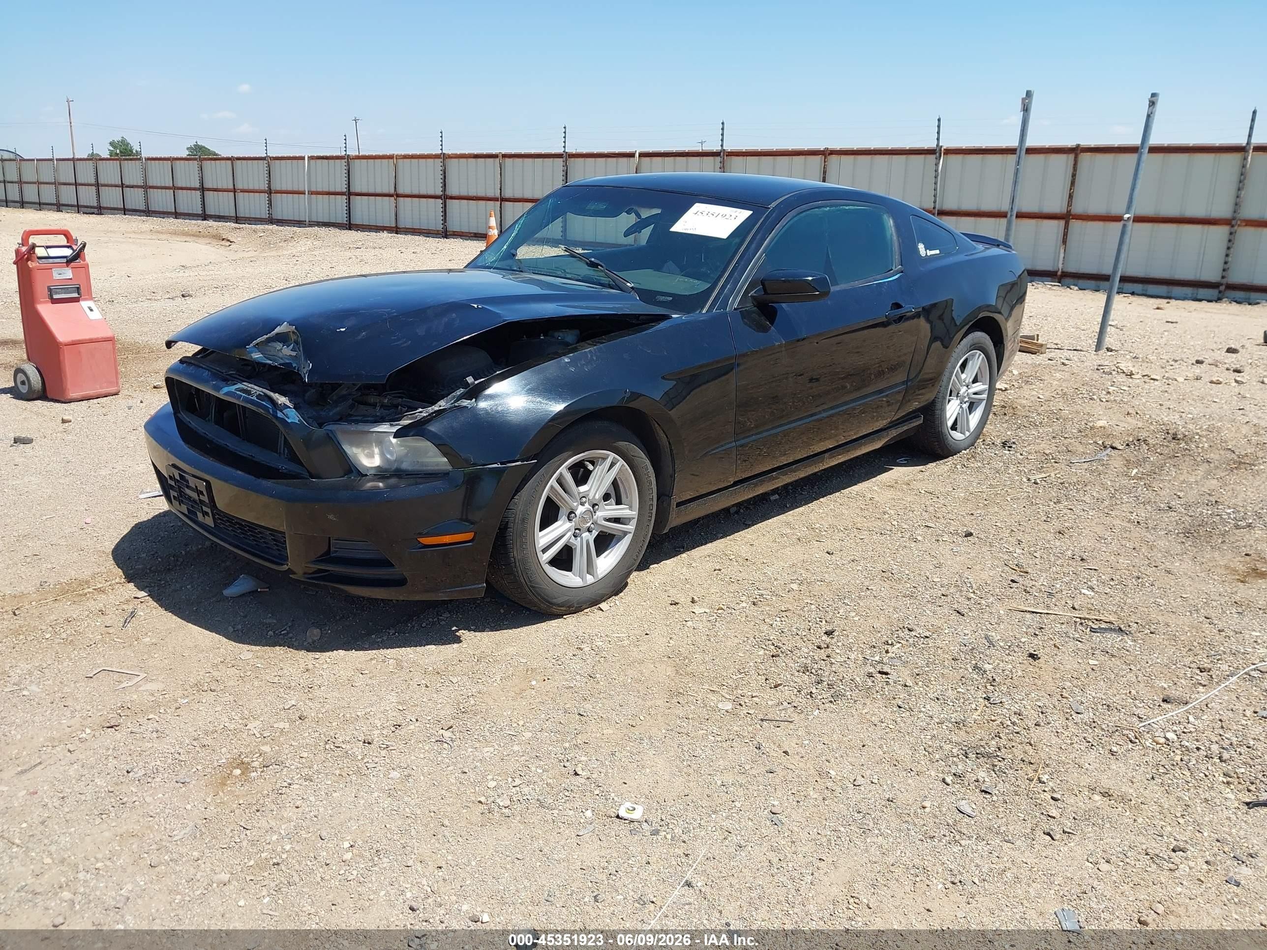2013 Ford Mustang V6 Black vin: 1ZVBP8AM2D5251385