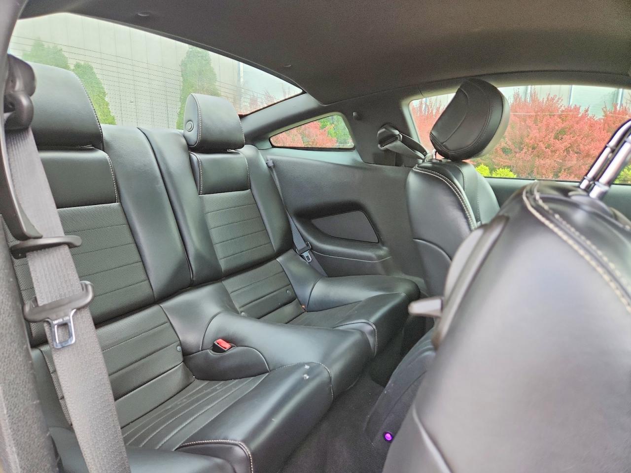 2013 Ford Mustang Black vin: 1ZVBP8AM2D5252732