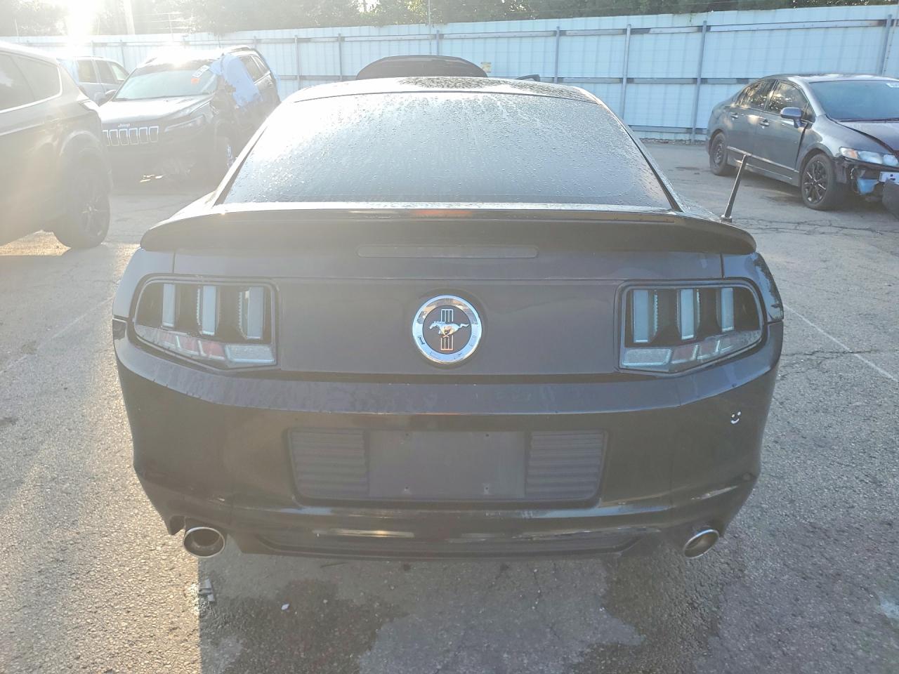 2013 Ford Mustang Black vin: 1ZVBP8AM2D5263410
