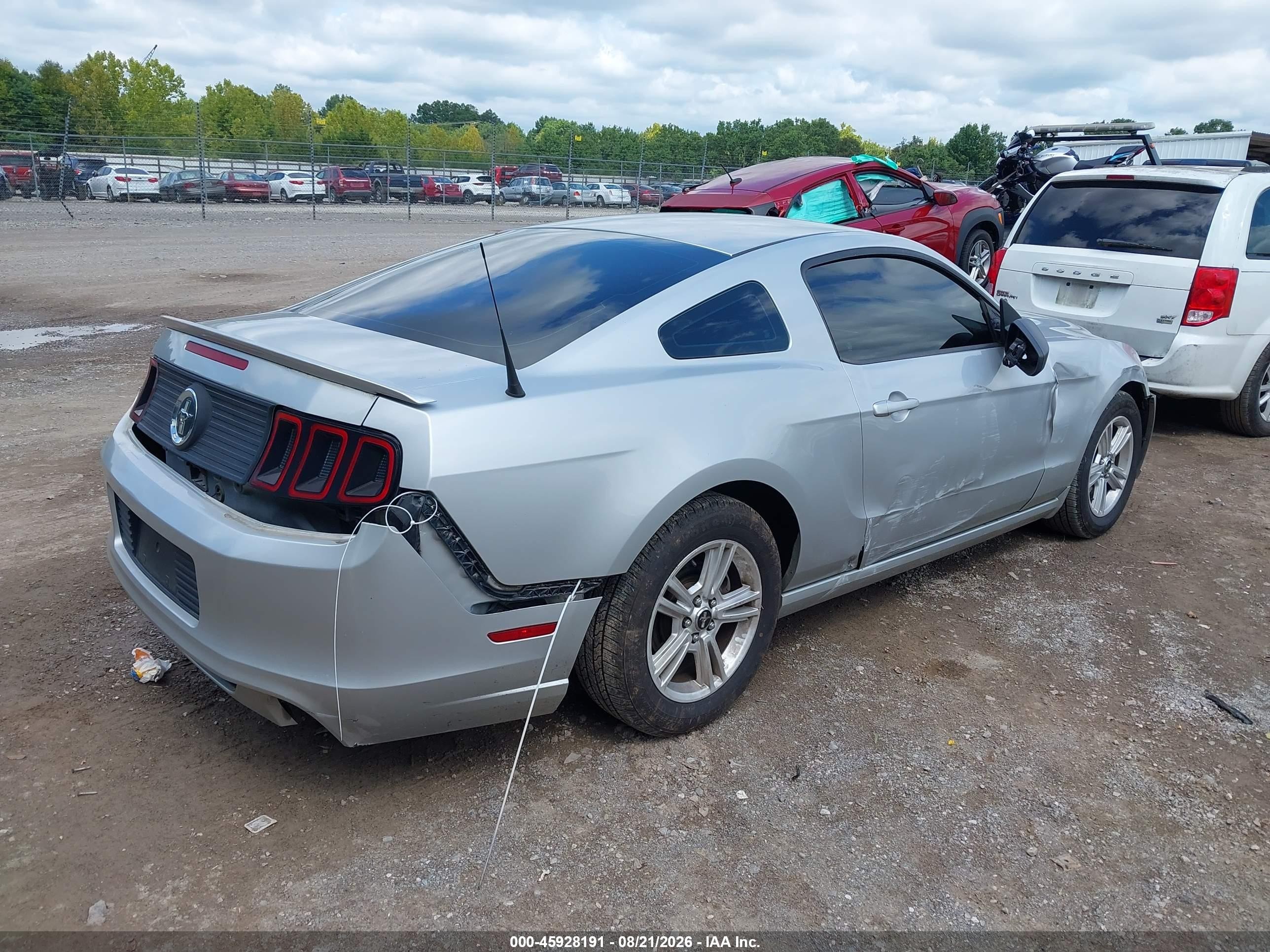 2013 Ford Mustang V6 Silver vin: 1ZVBP8AM2D5270082